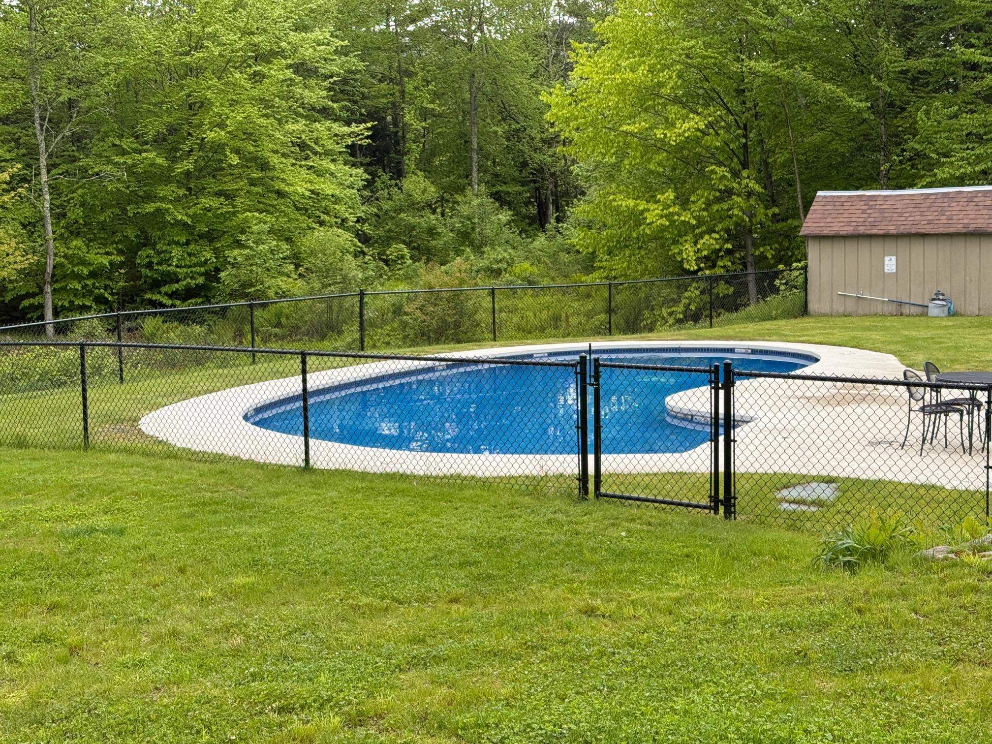 2366 Mountain Road Property Photo 4