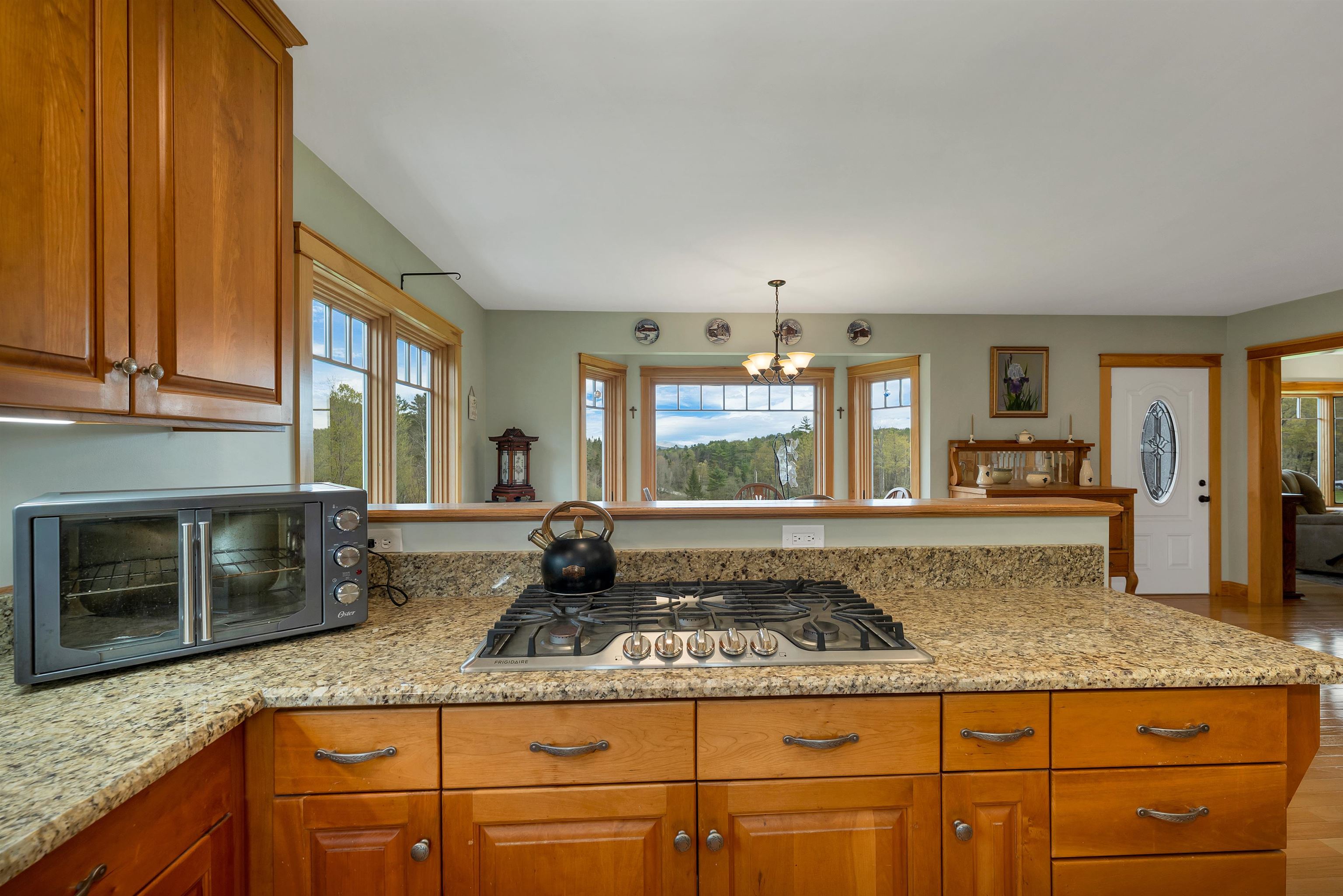 800 West Bath Road Property Photo 10