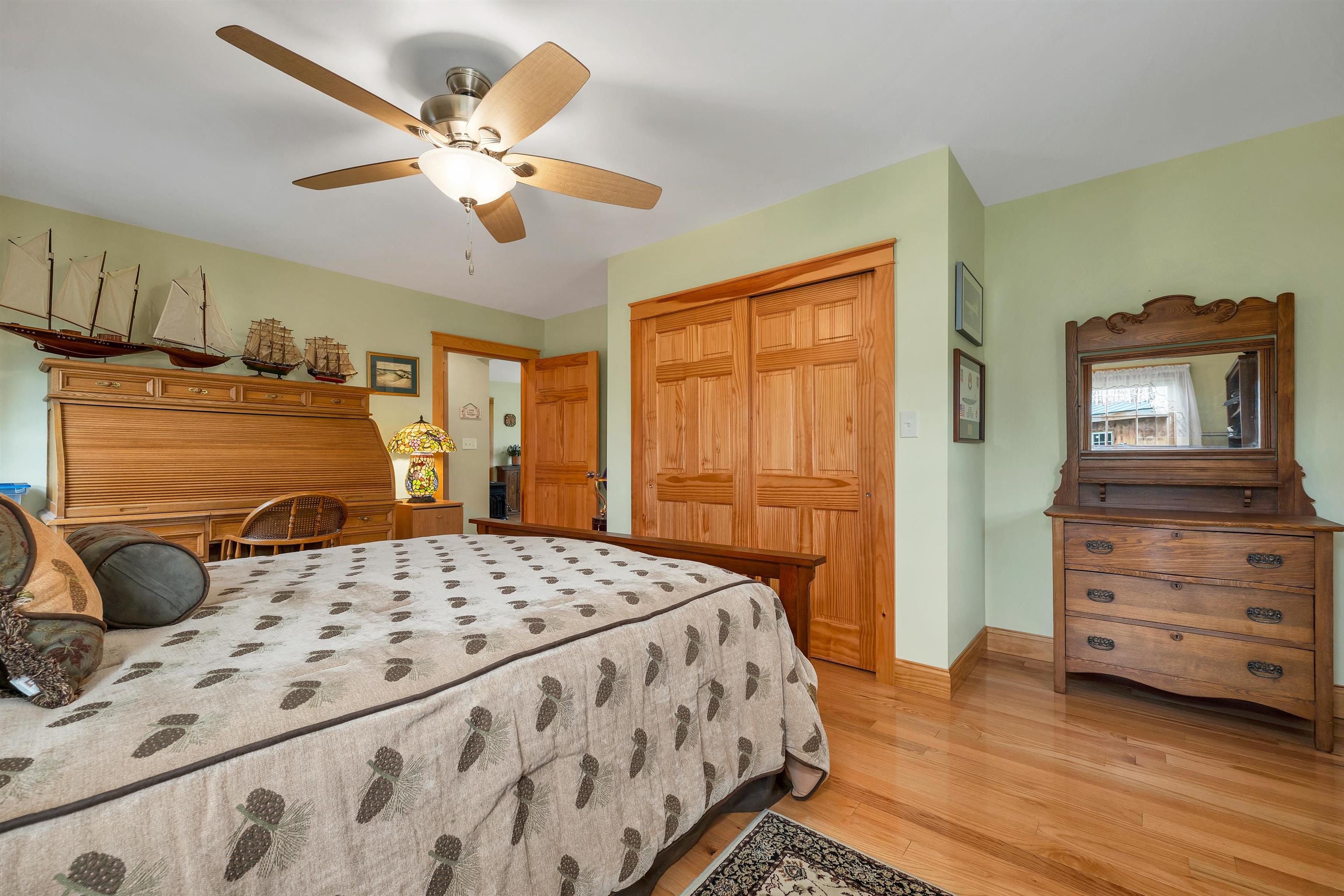 800 West Bath Road Property Photo 24