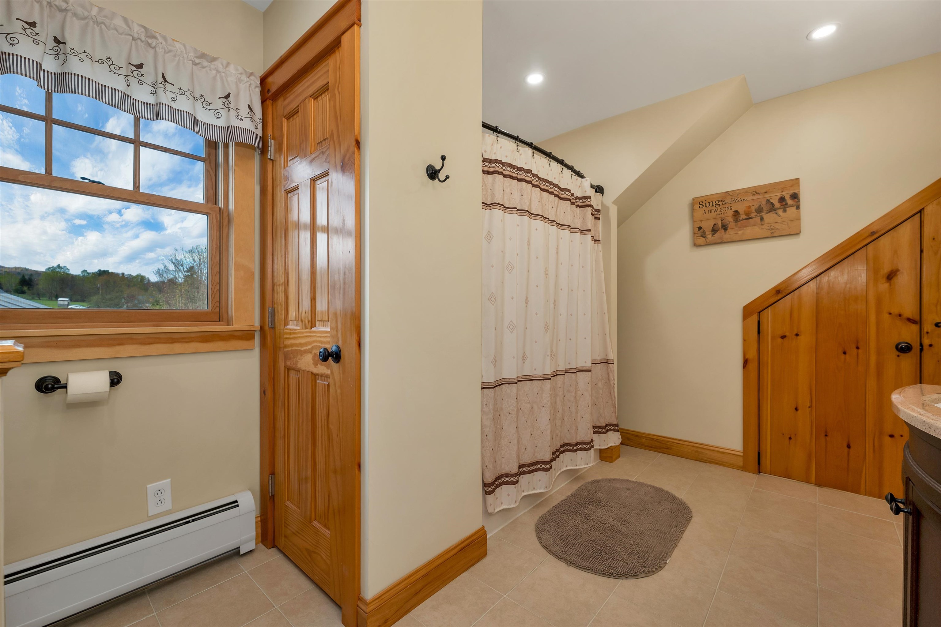 800 West Bath Road Property Photo 32