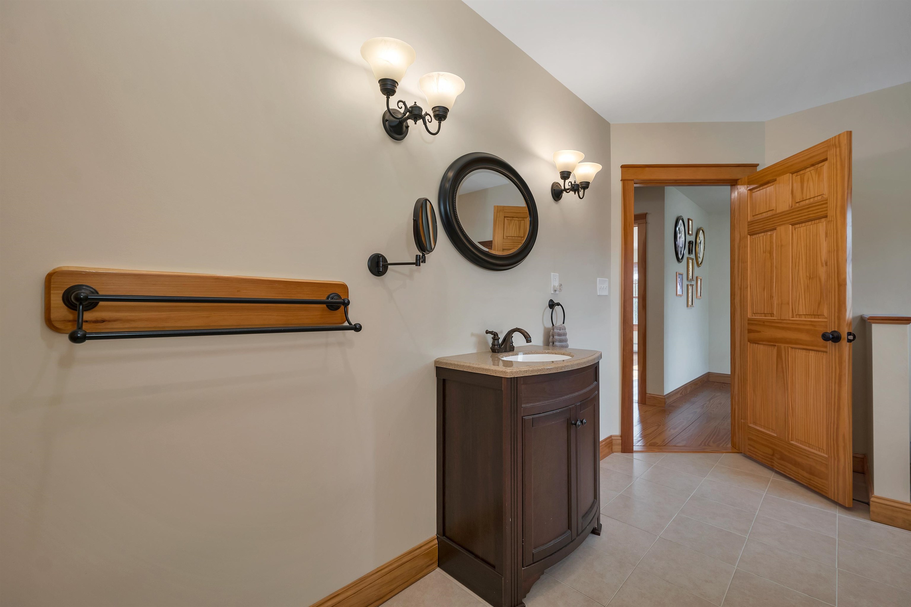 800 West Bath Road Property Photo 33