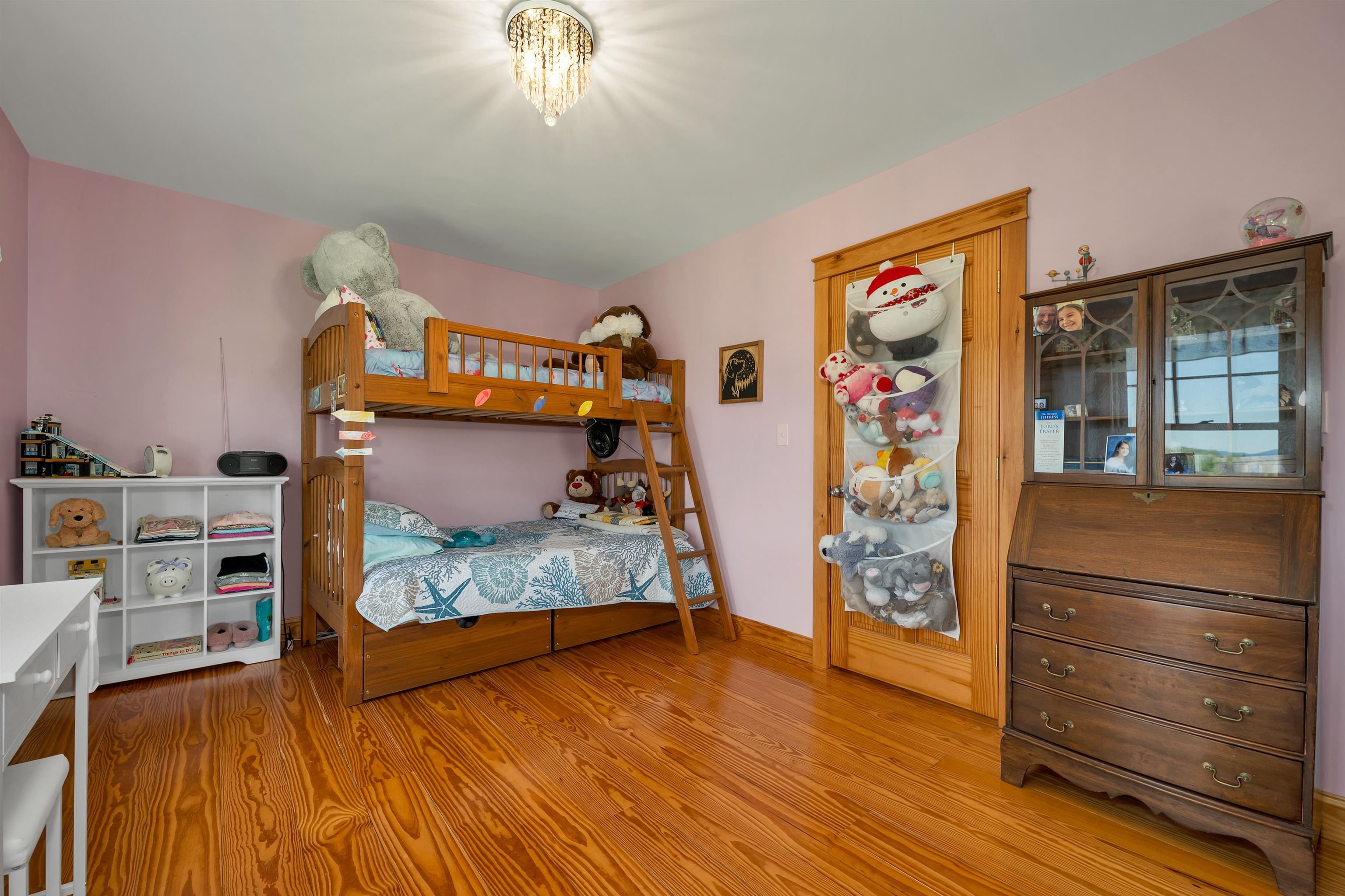 800 West Bath Road Property Photo 34