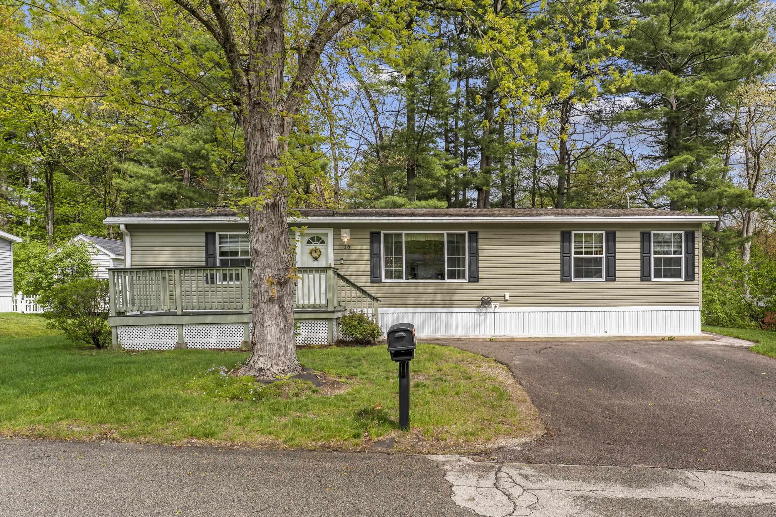 16 Eric Avenue Property Photo 2