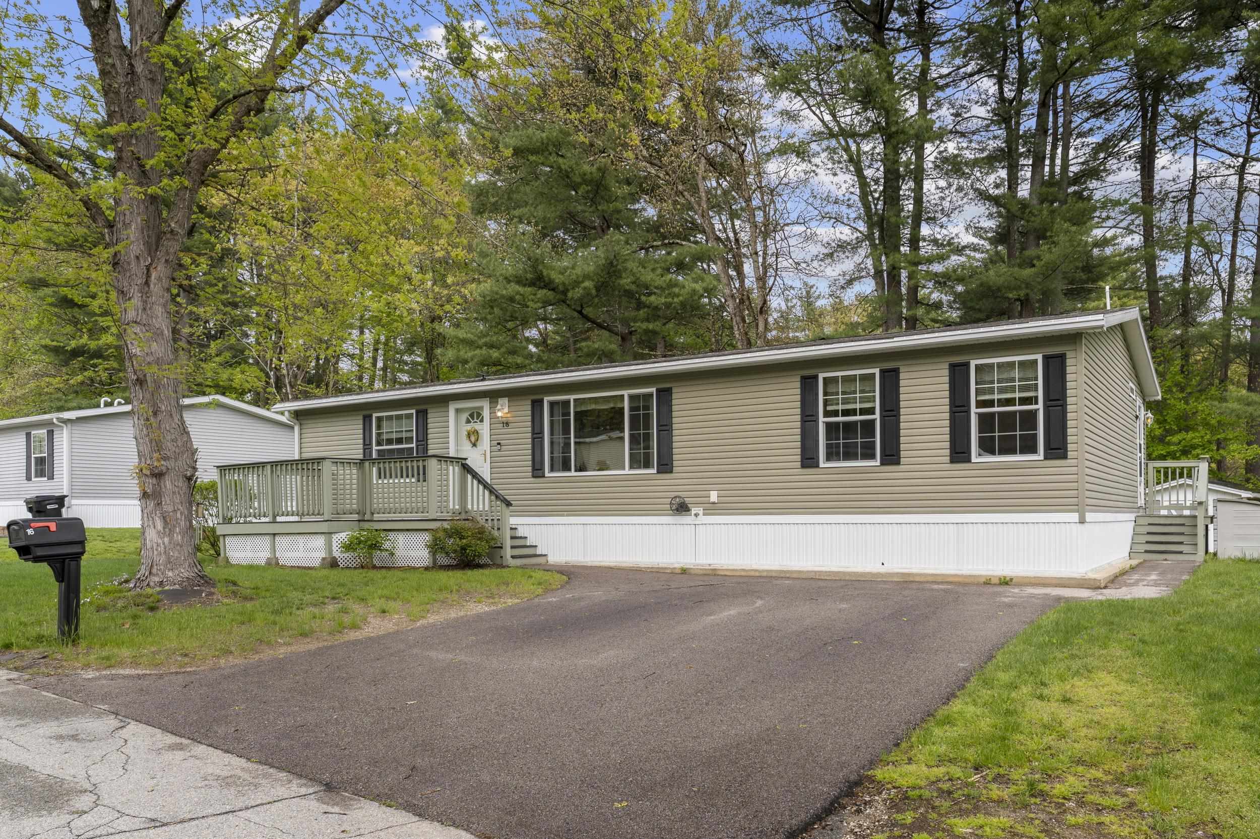 16 Eric Avenue Property Photo 3