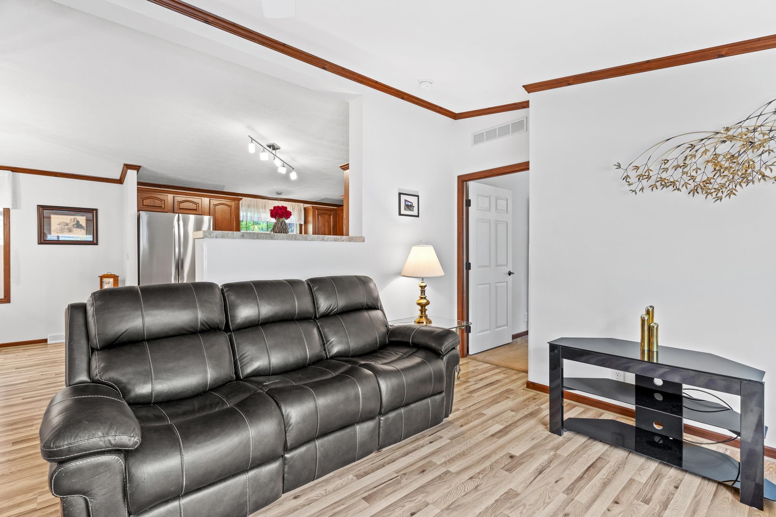 16 Eric Avenue Property Photo 15