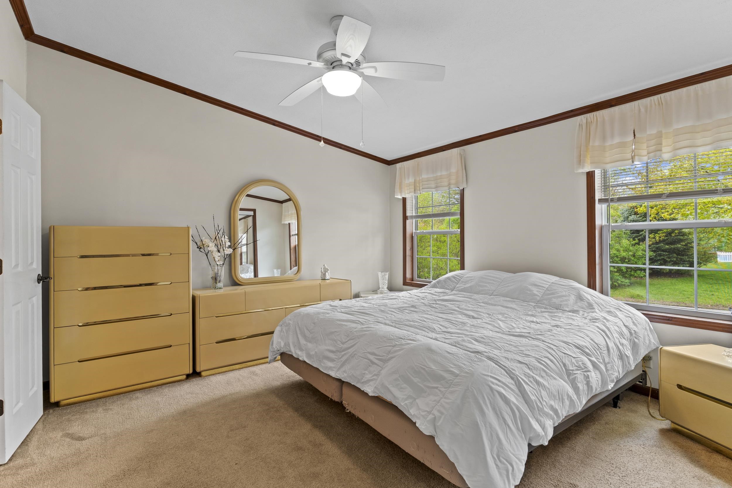 16 Eric Avenue Property Photo 27