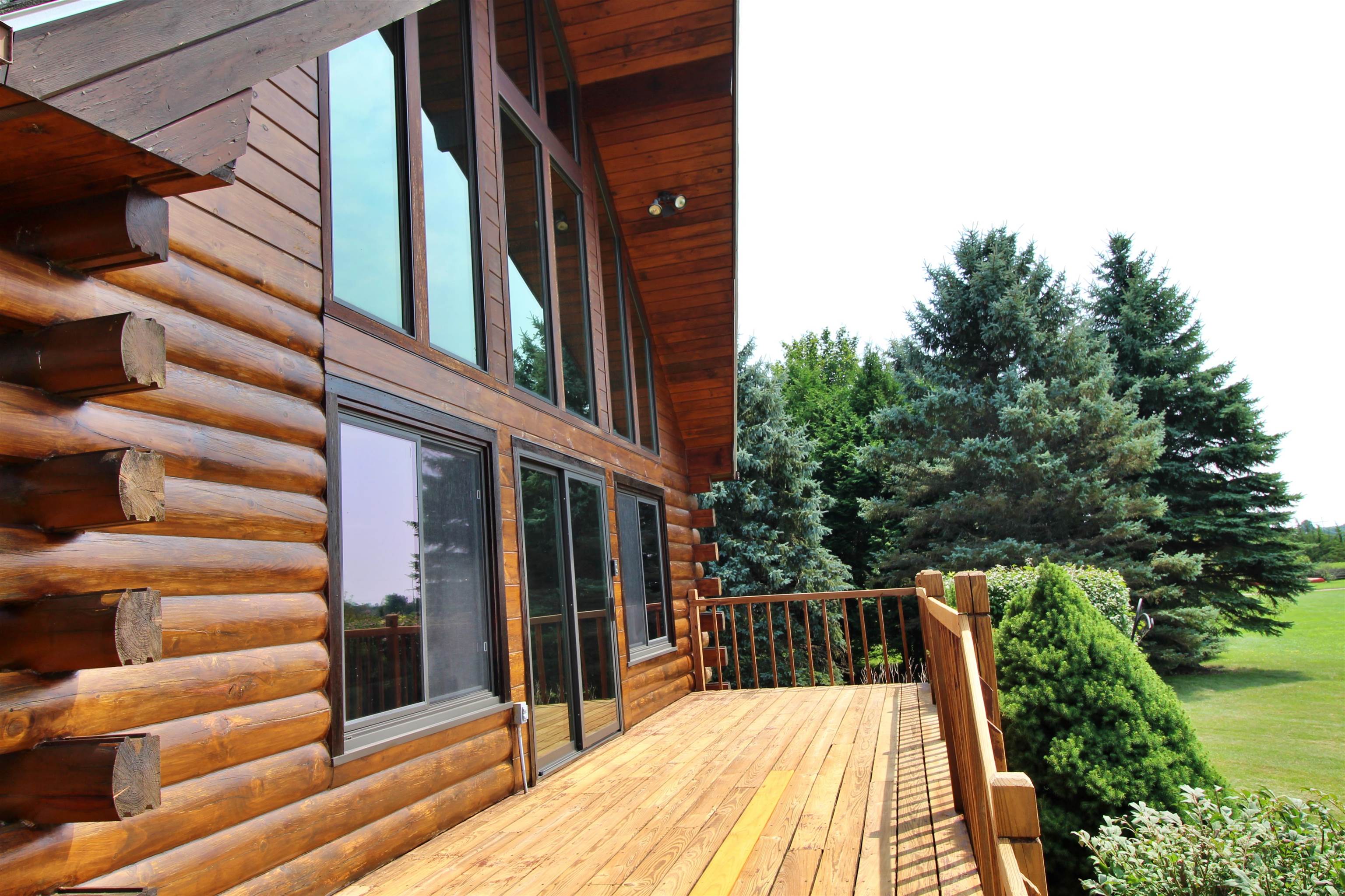 8 Maynard Court Property Photo 6