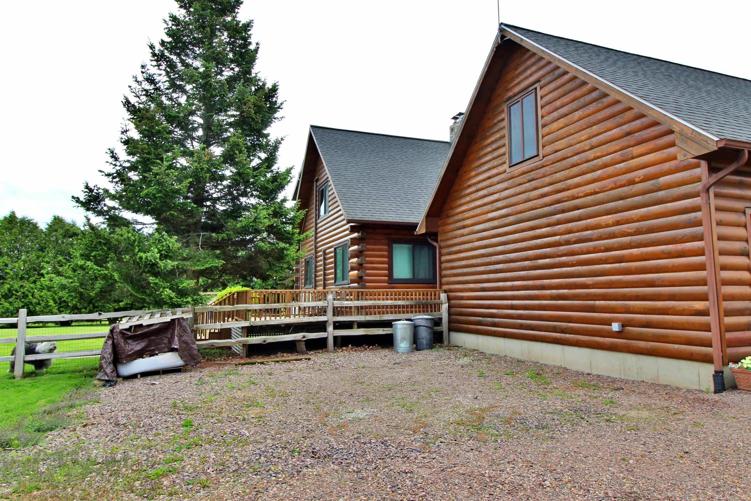 8 Maynard Court Property Photo 8