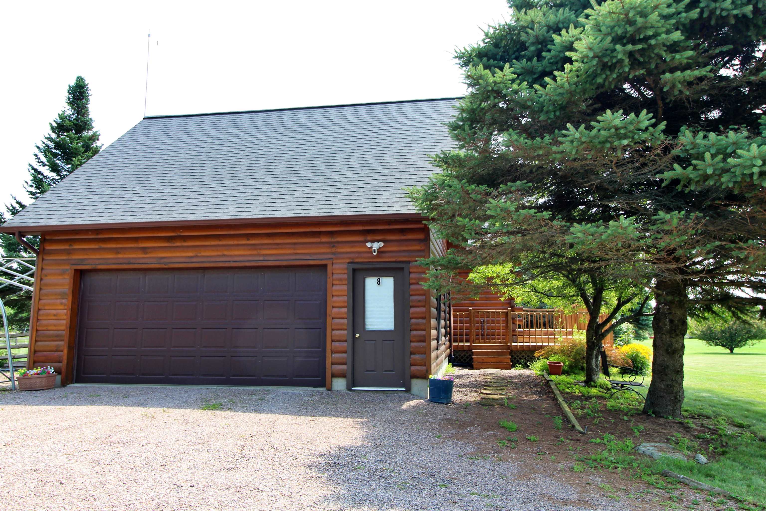 8 Maynard Court Property Photo 9