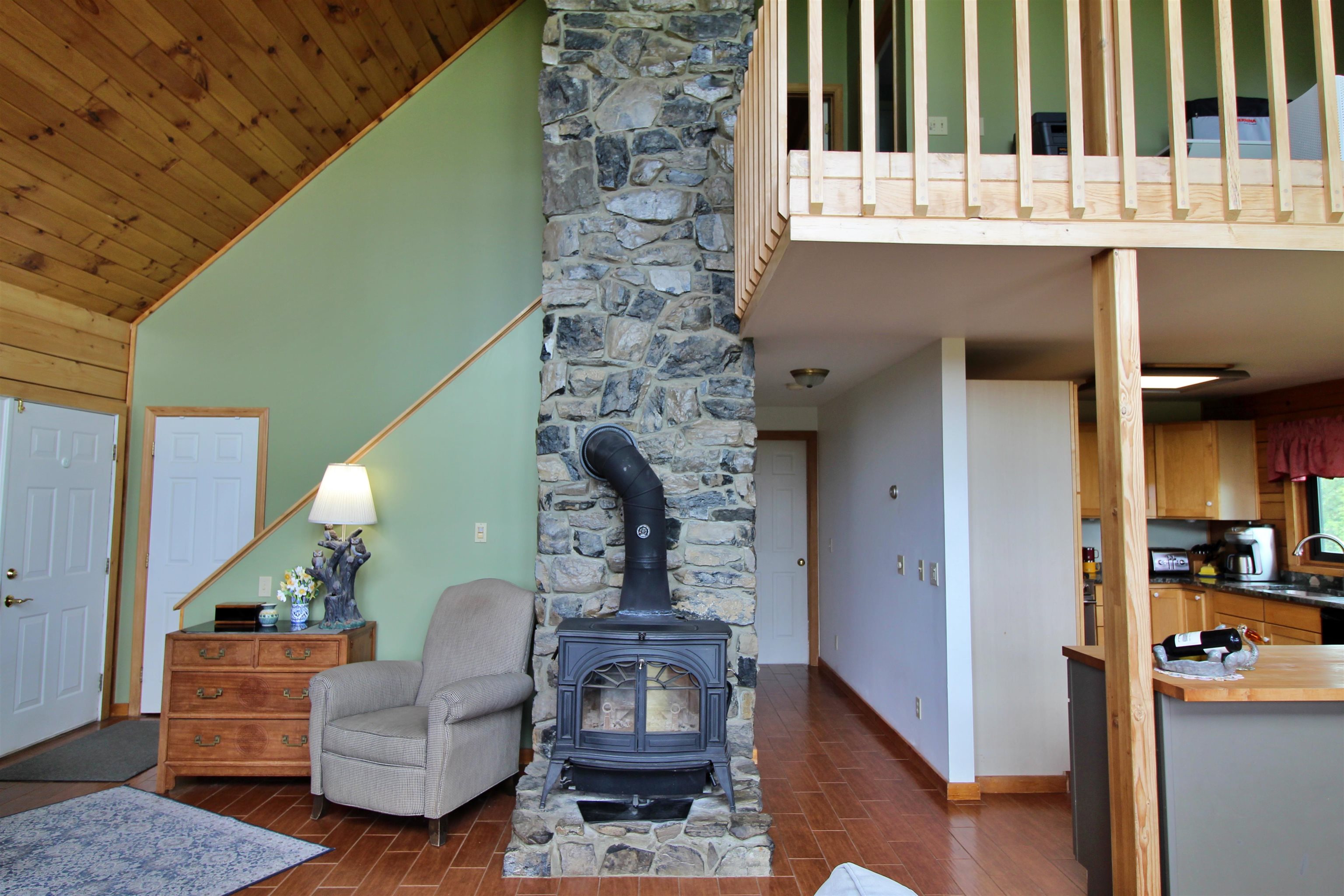 8 Maynard Court Property Photo 13
