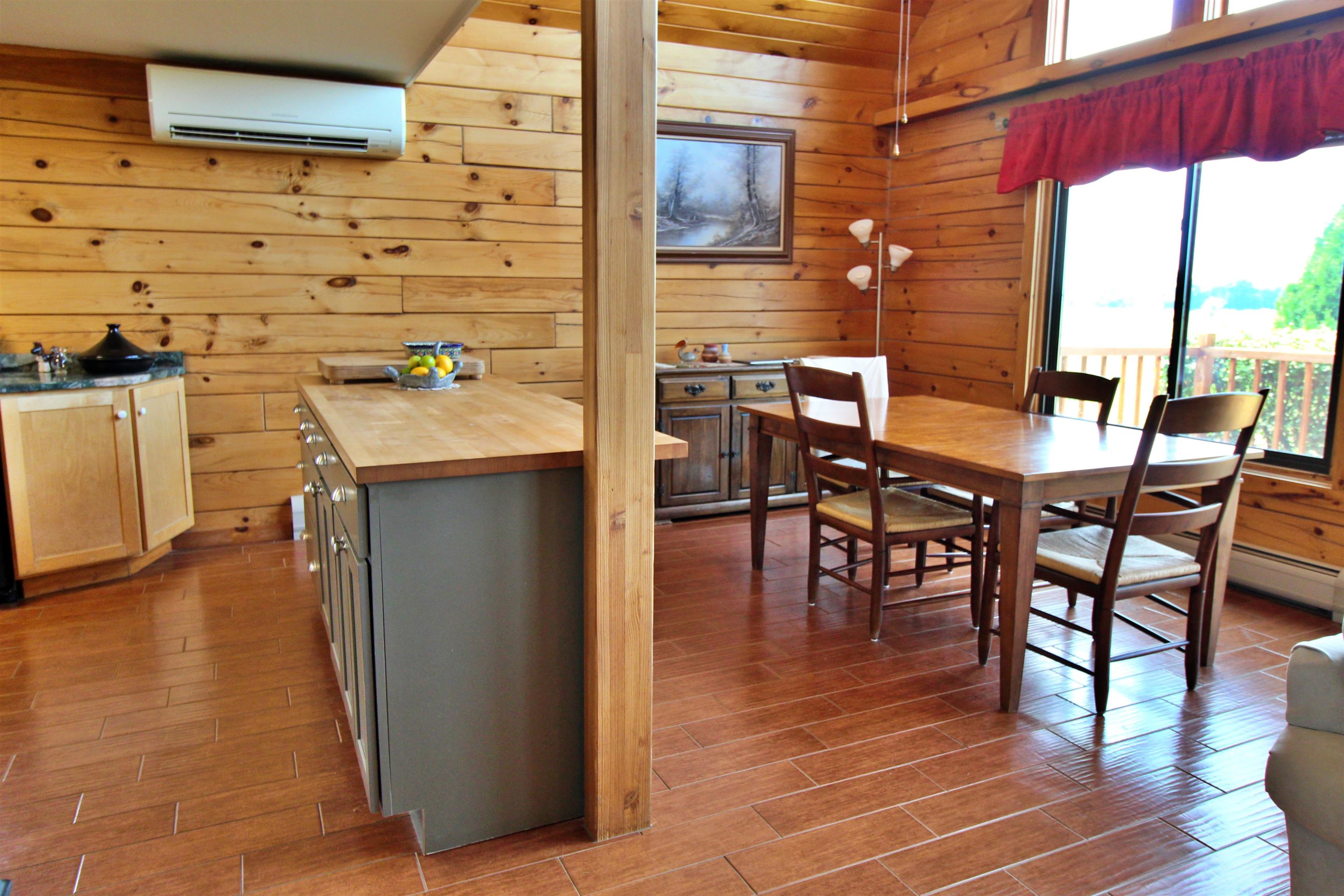 8 Maynard Court Property Photo 15
