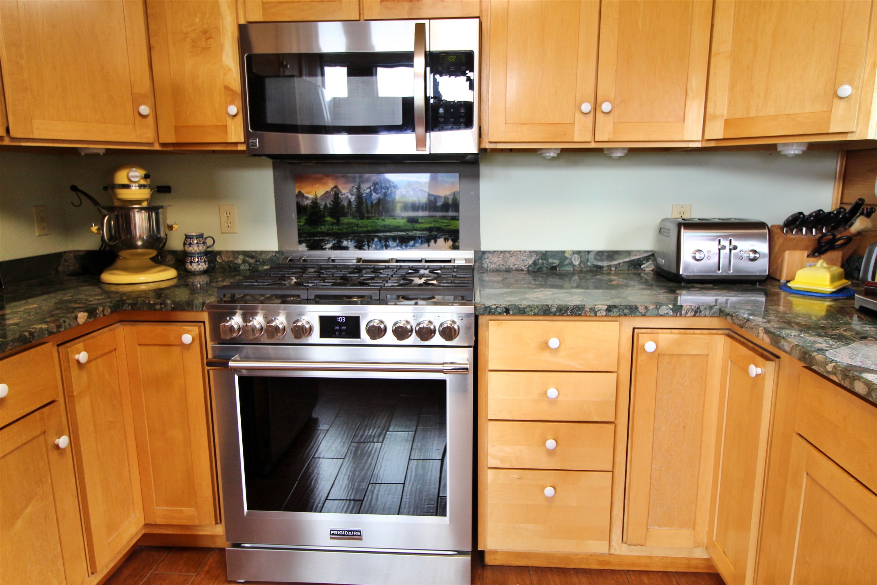8 Maynard Court Property Photo 19