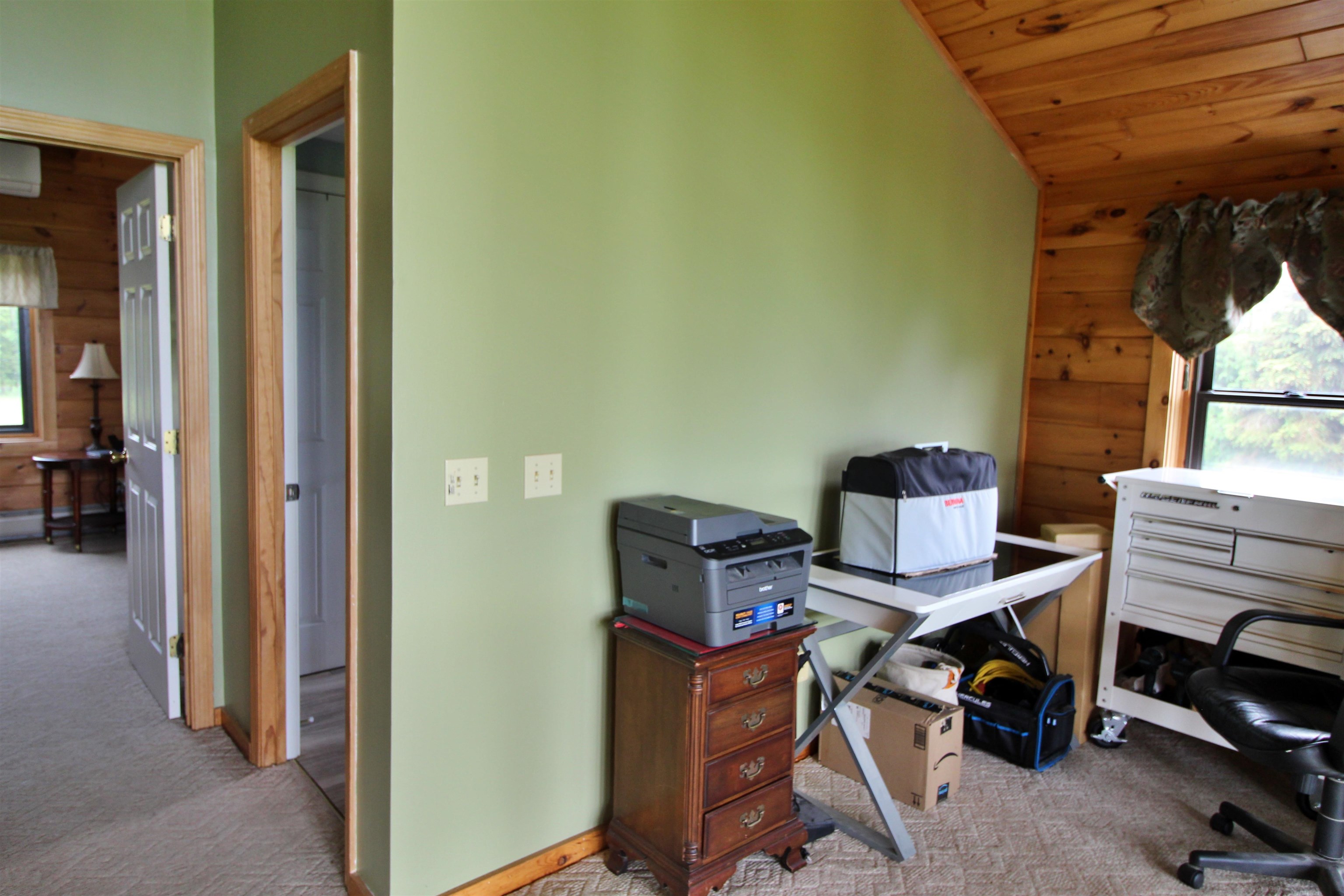 8 Maynard Court Property Photo 28