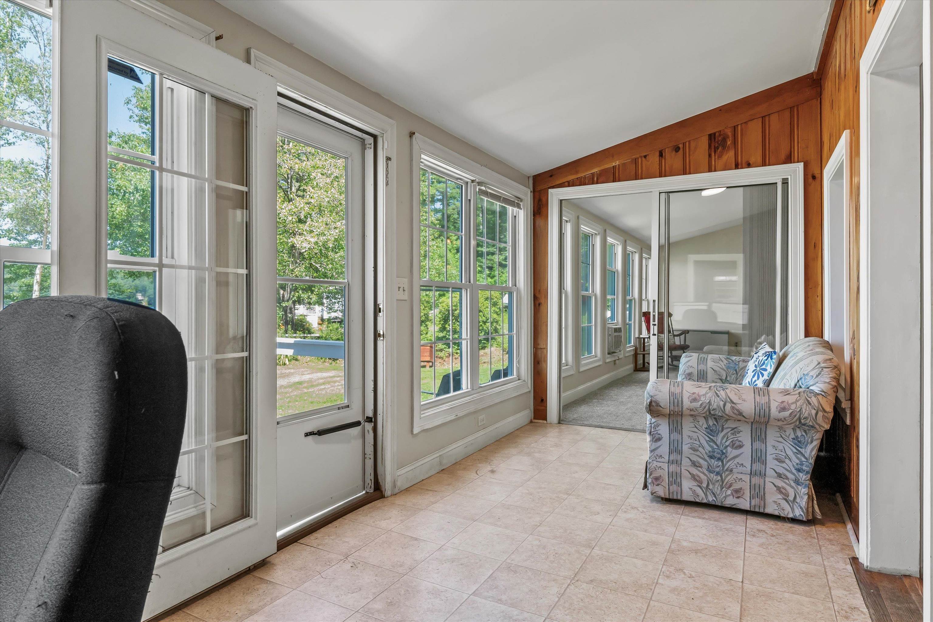 42 Brewster Road Property Photo 9