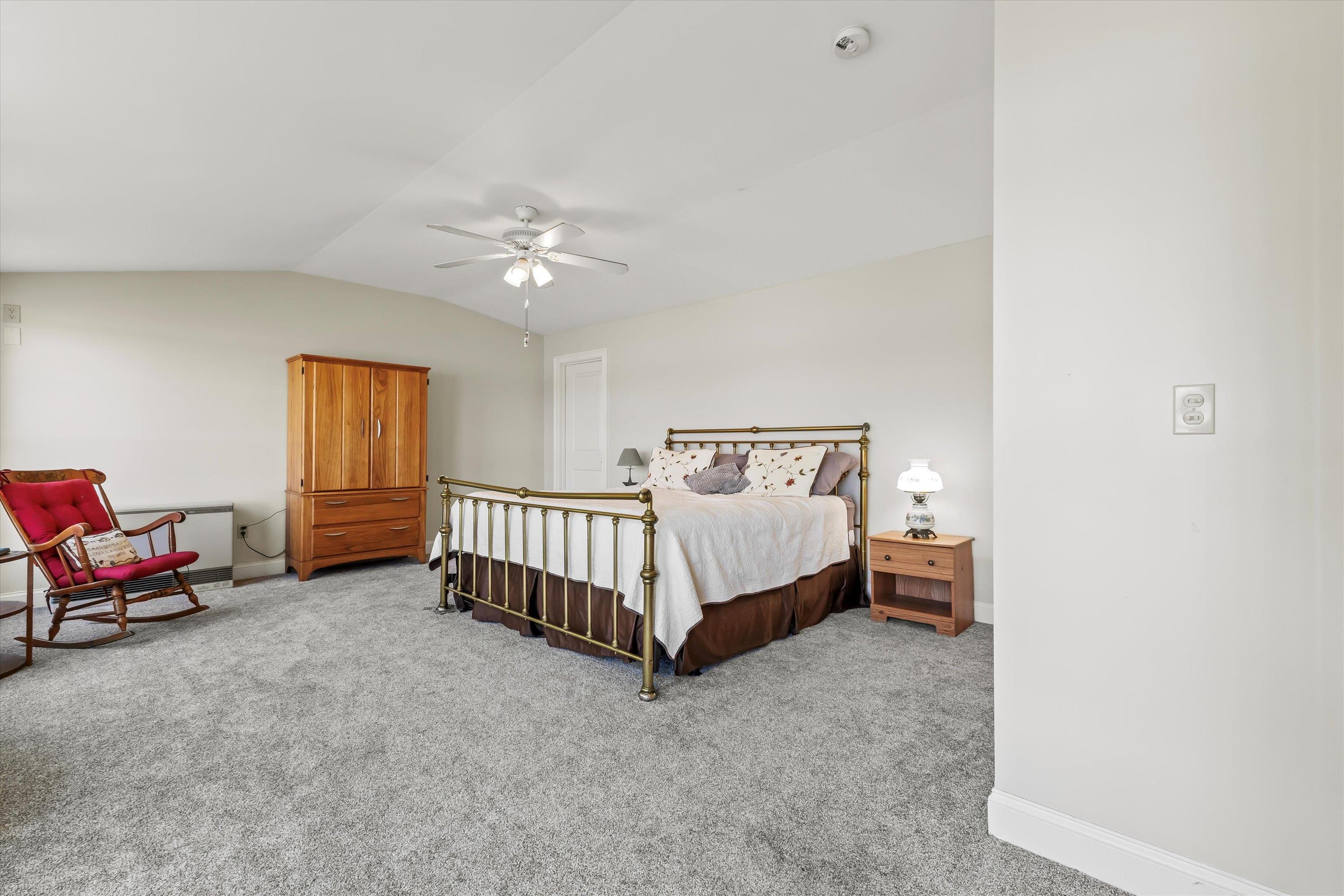 42 Brewster Road Property Photo 12