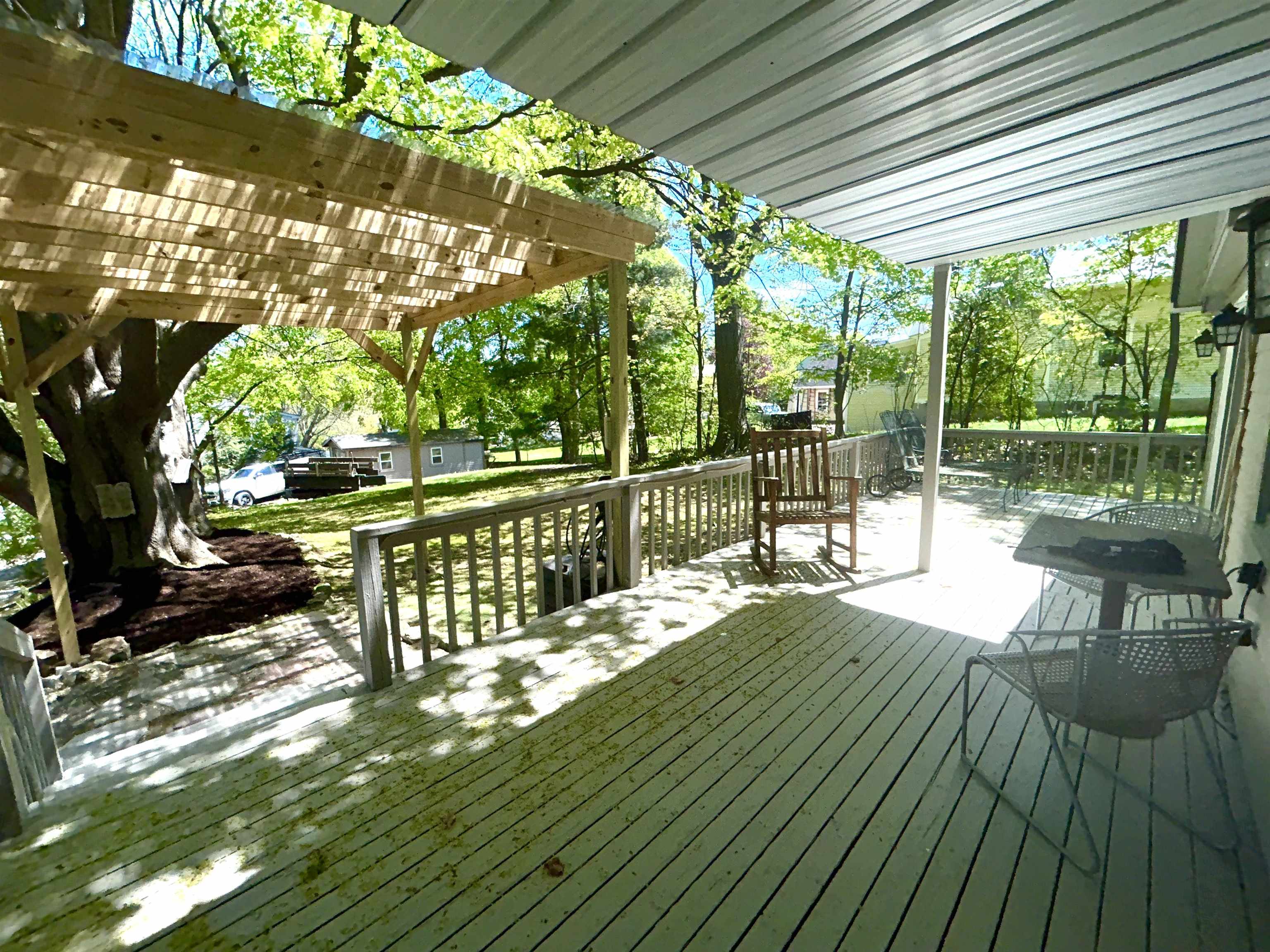 112 East Avenue Property Photo 6