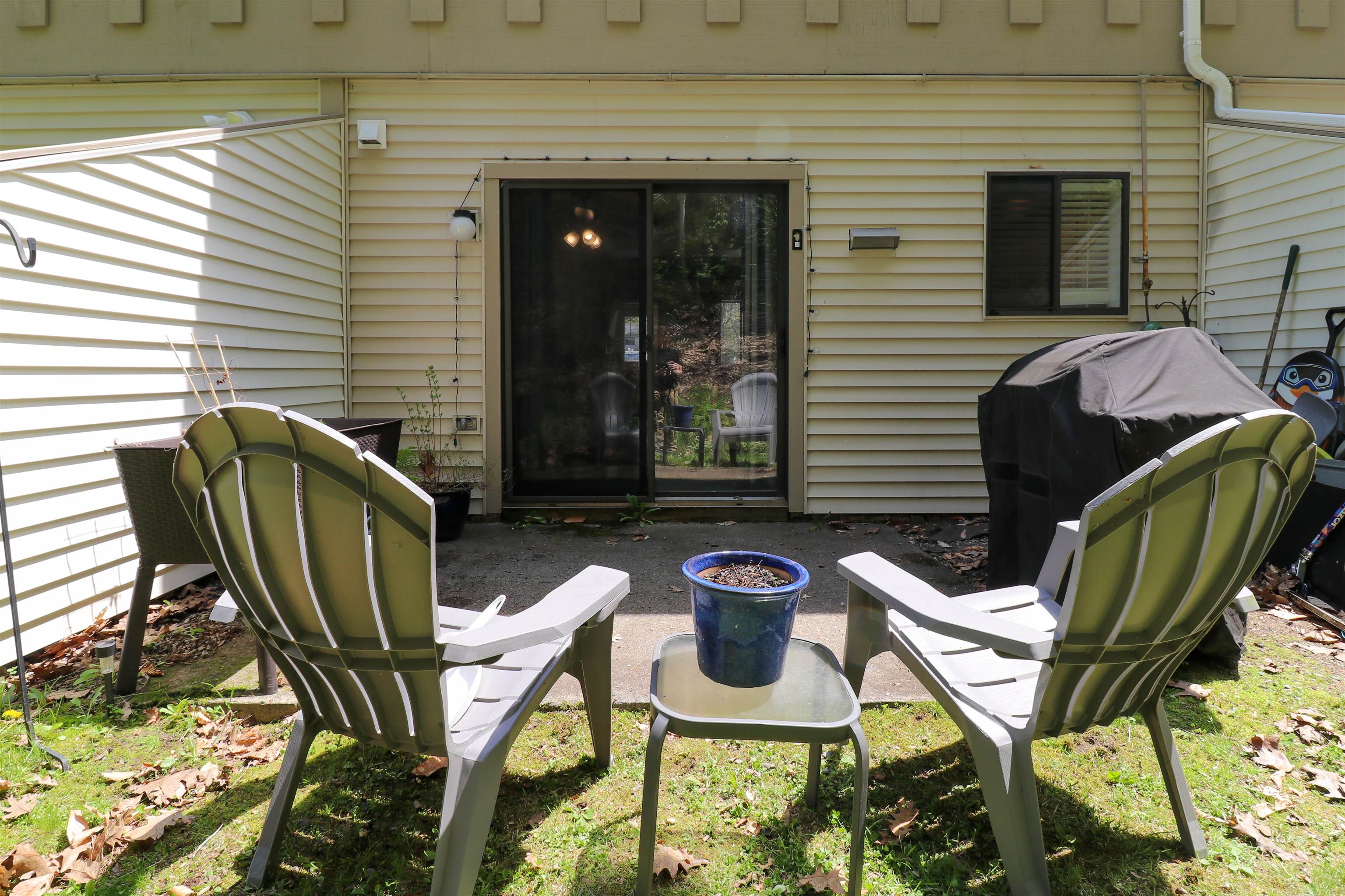 133 Colonial Drive Property Photo 8