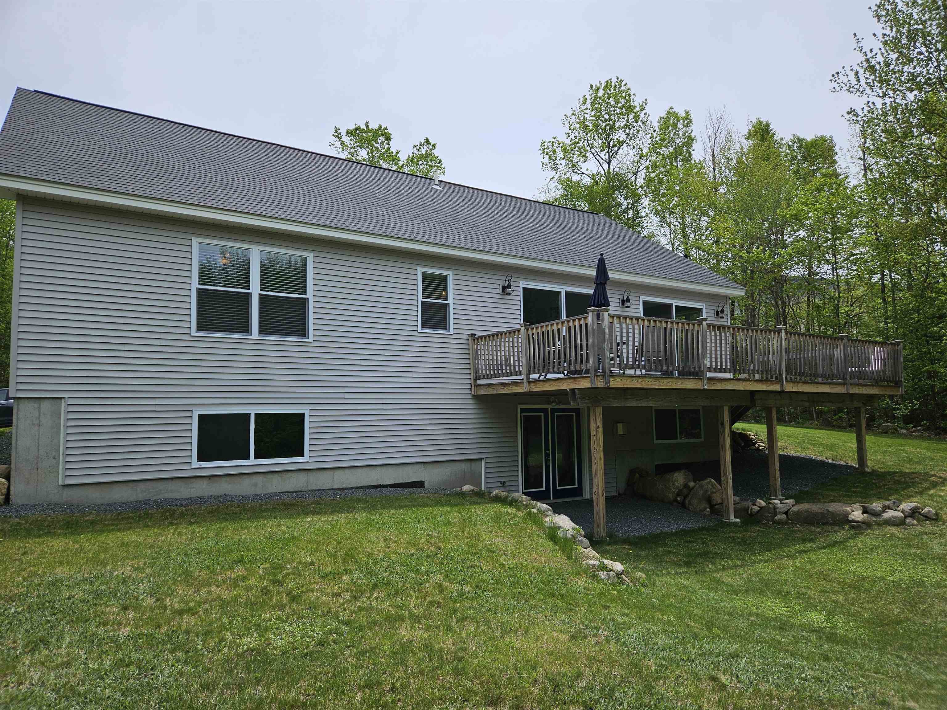 8 Mount Carter Drive Property Photo 11