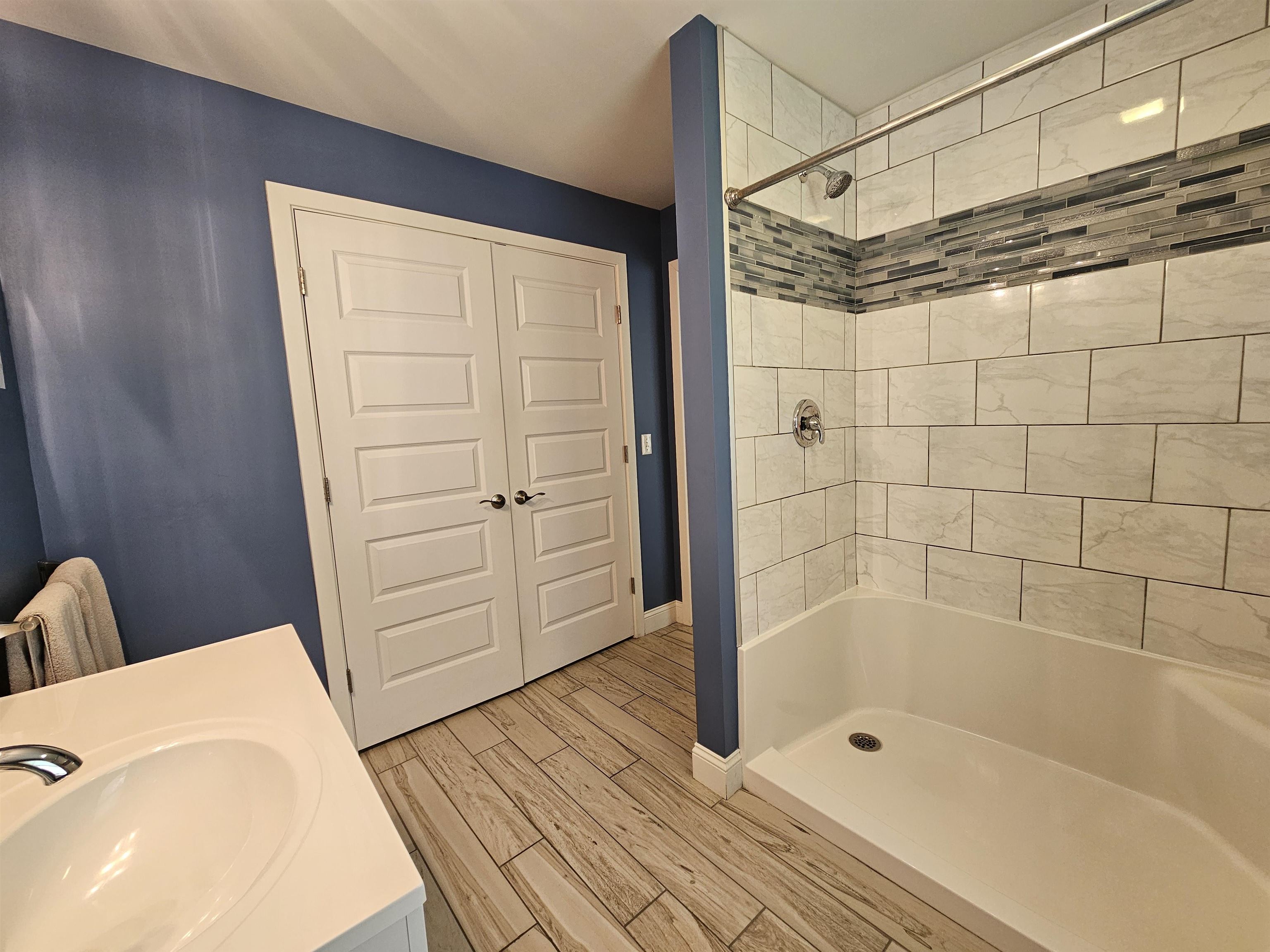8 Mount Carter Drive Property Photo 18