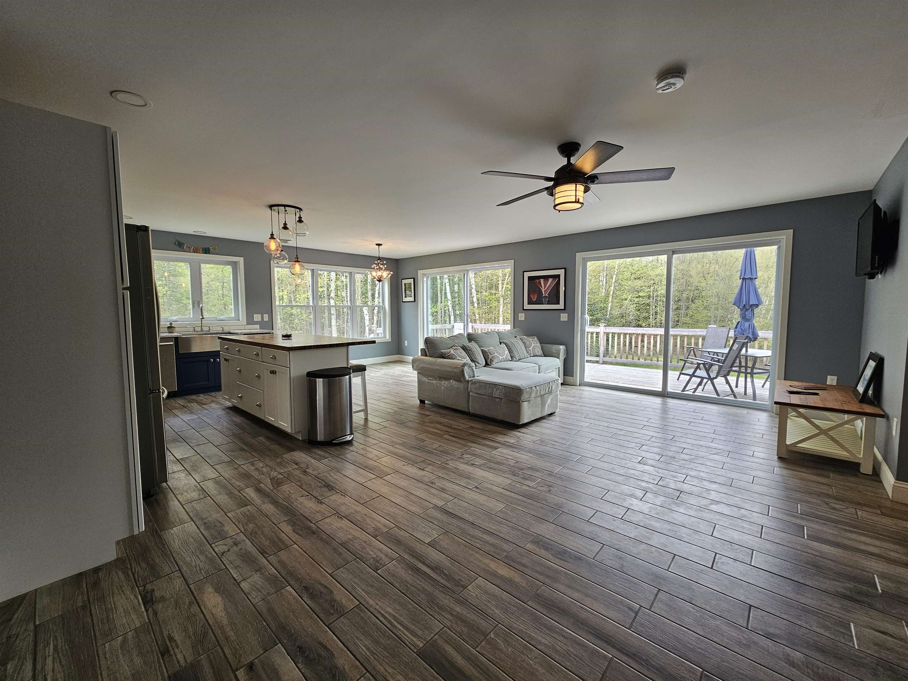 8 Mount Carter Drive Property Photo 24