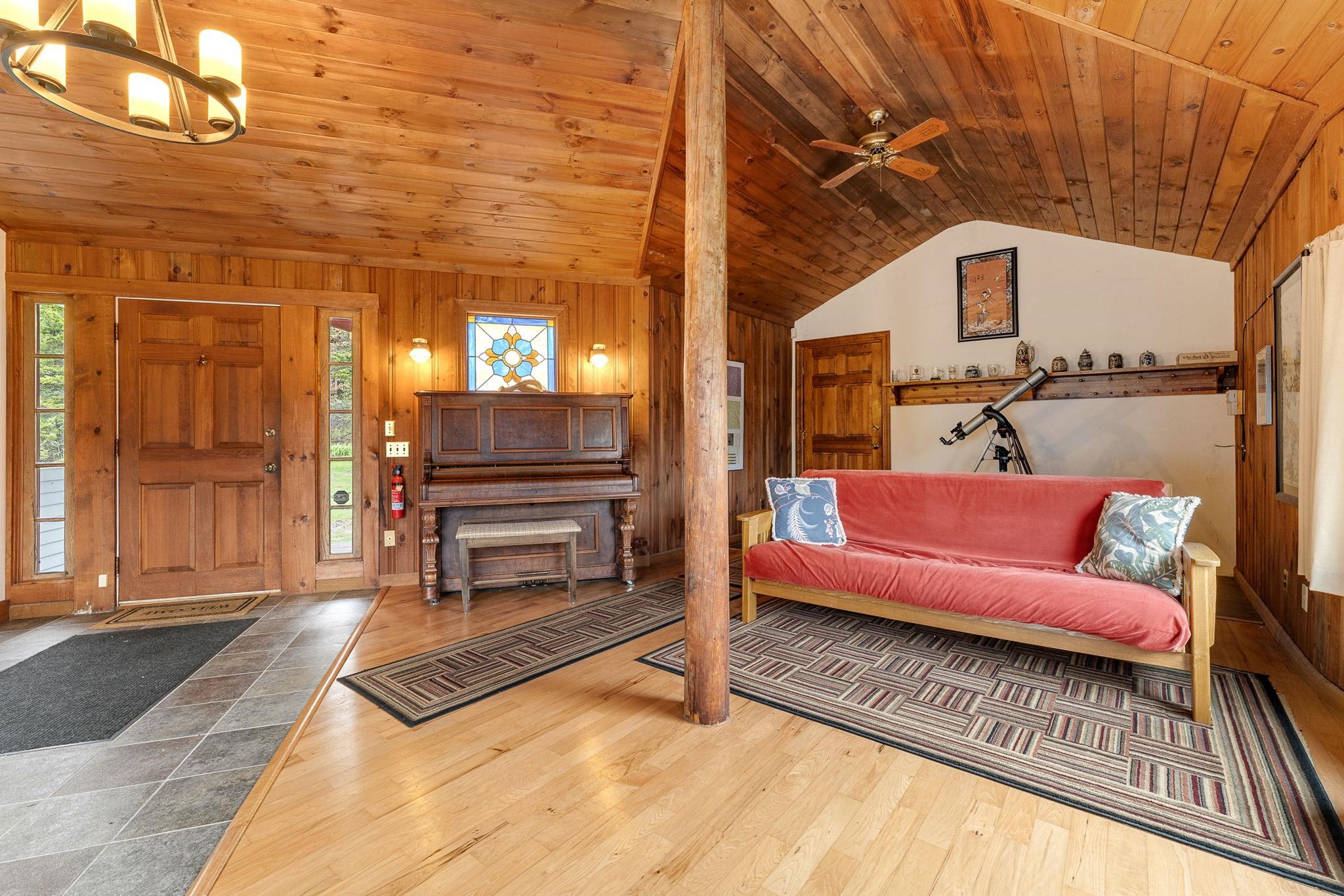 1641 West Hill Road Property Photo 11