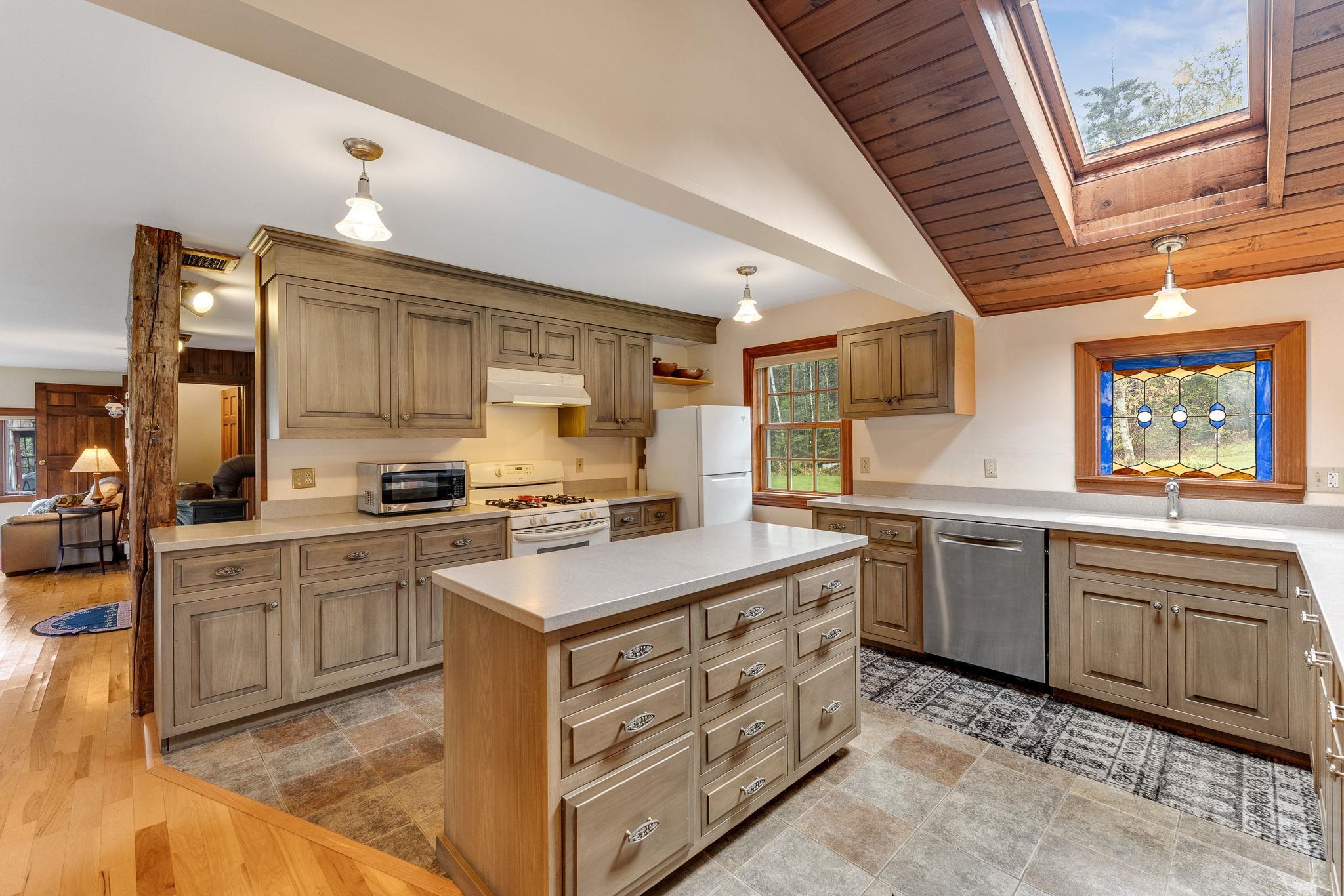 1641 West Hill Road Property Photo 13