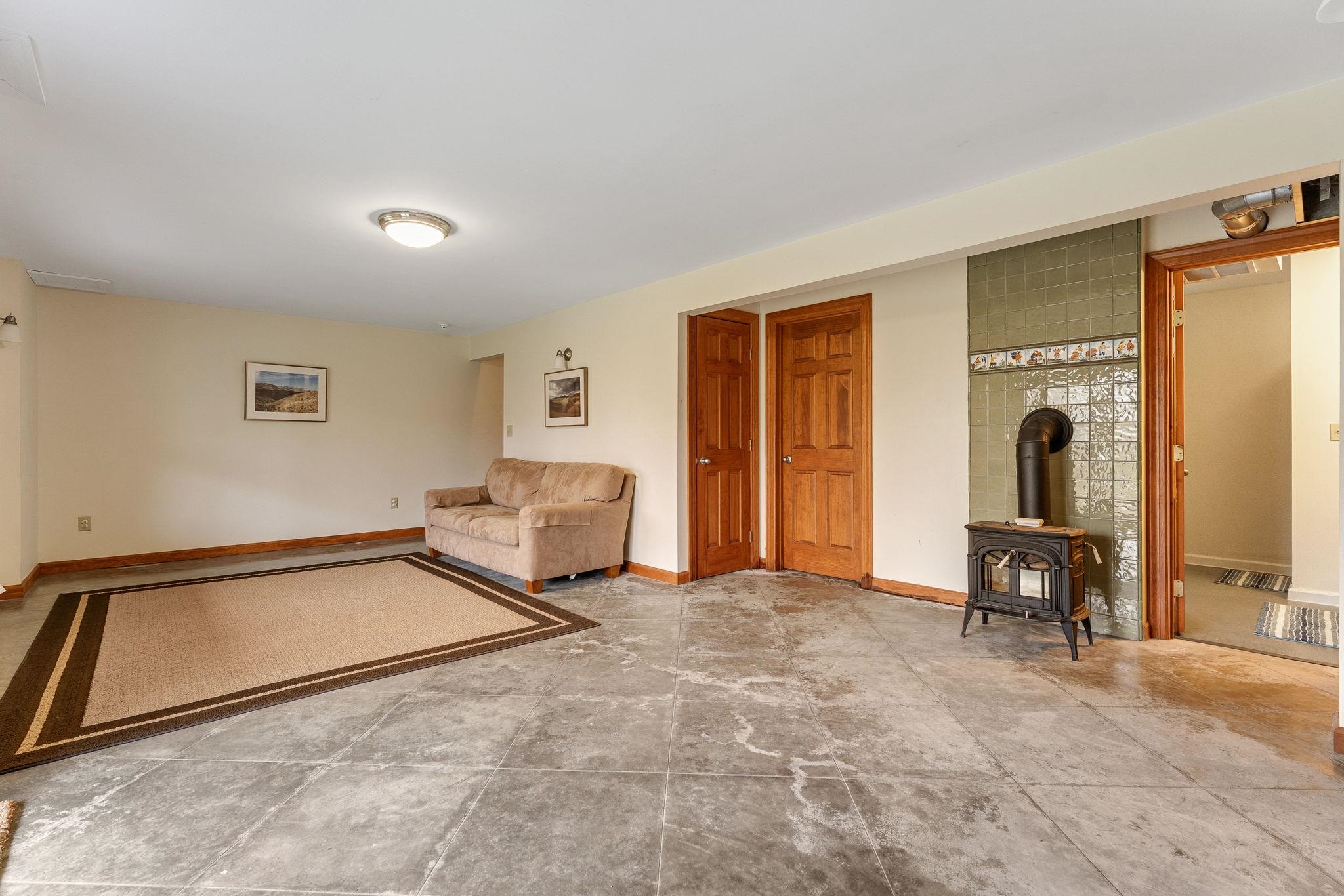 1641 West Hill Road Property Photo 42