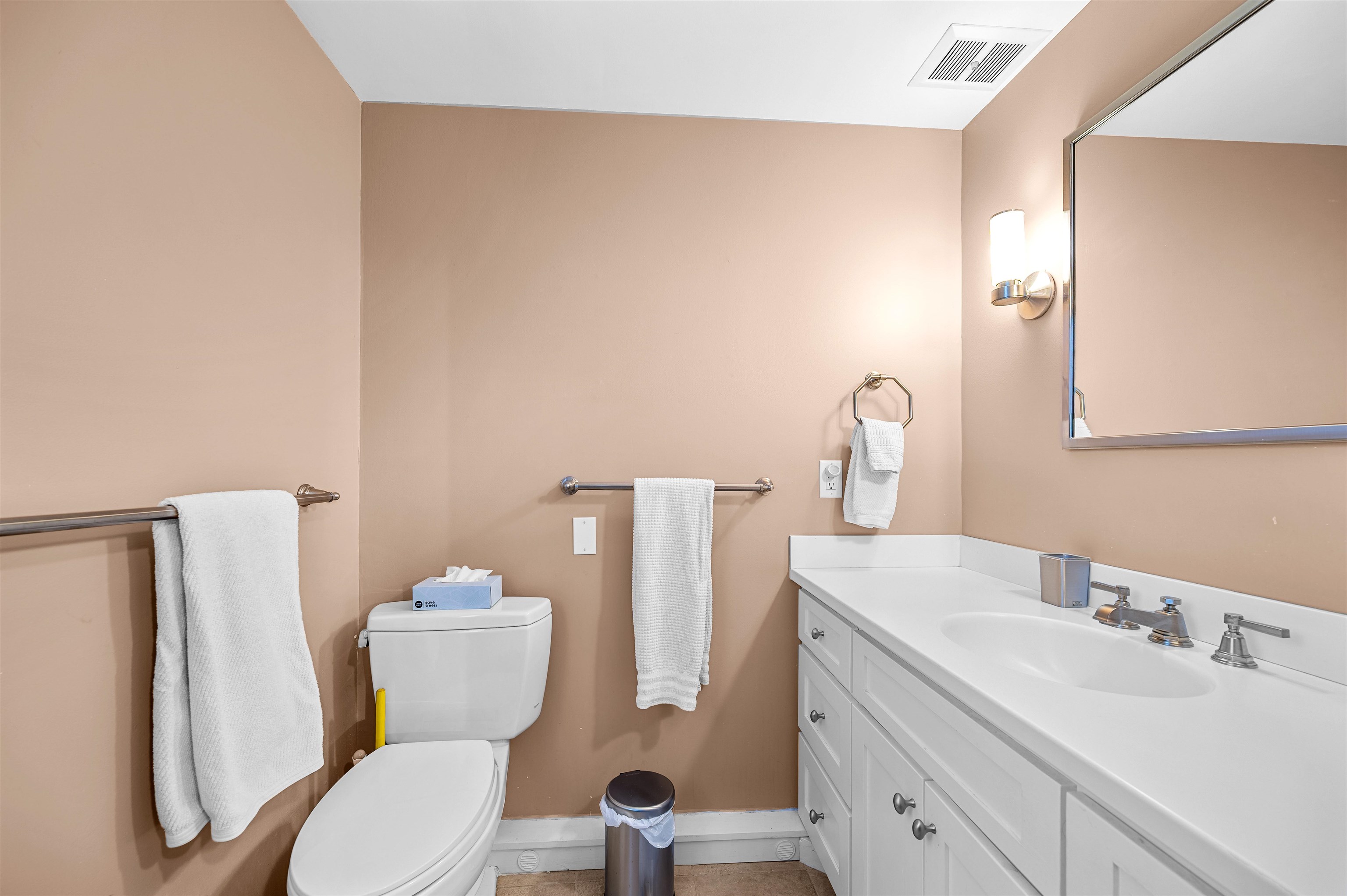 105 Forum Drive Property Photo 26
