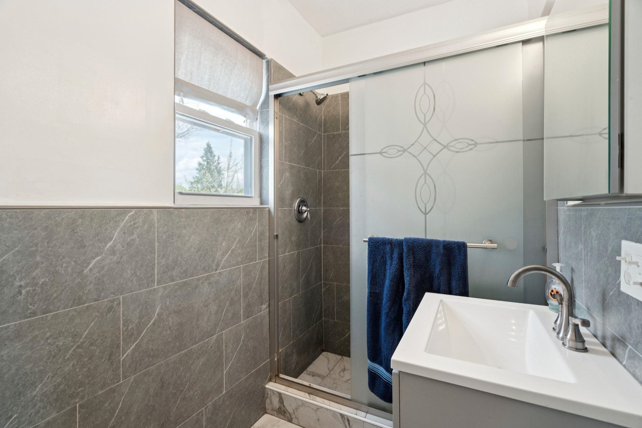 179 Pleasant Street Property Photo 11
