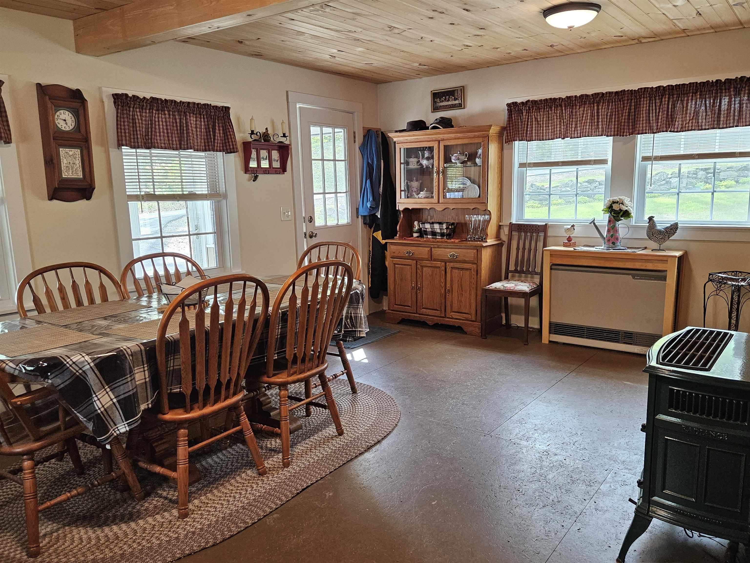48 Pine Hill Road Property Photo 8