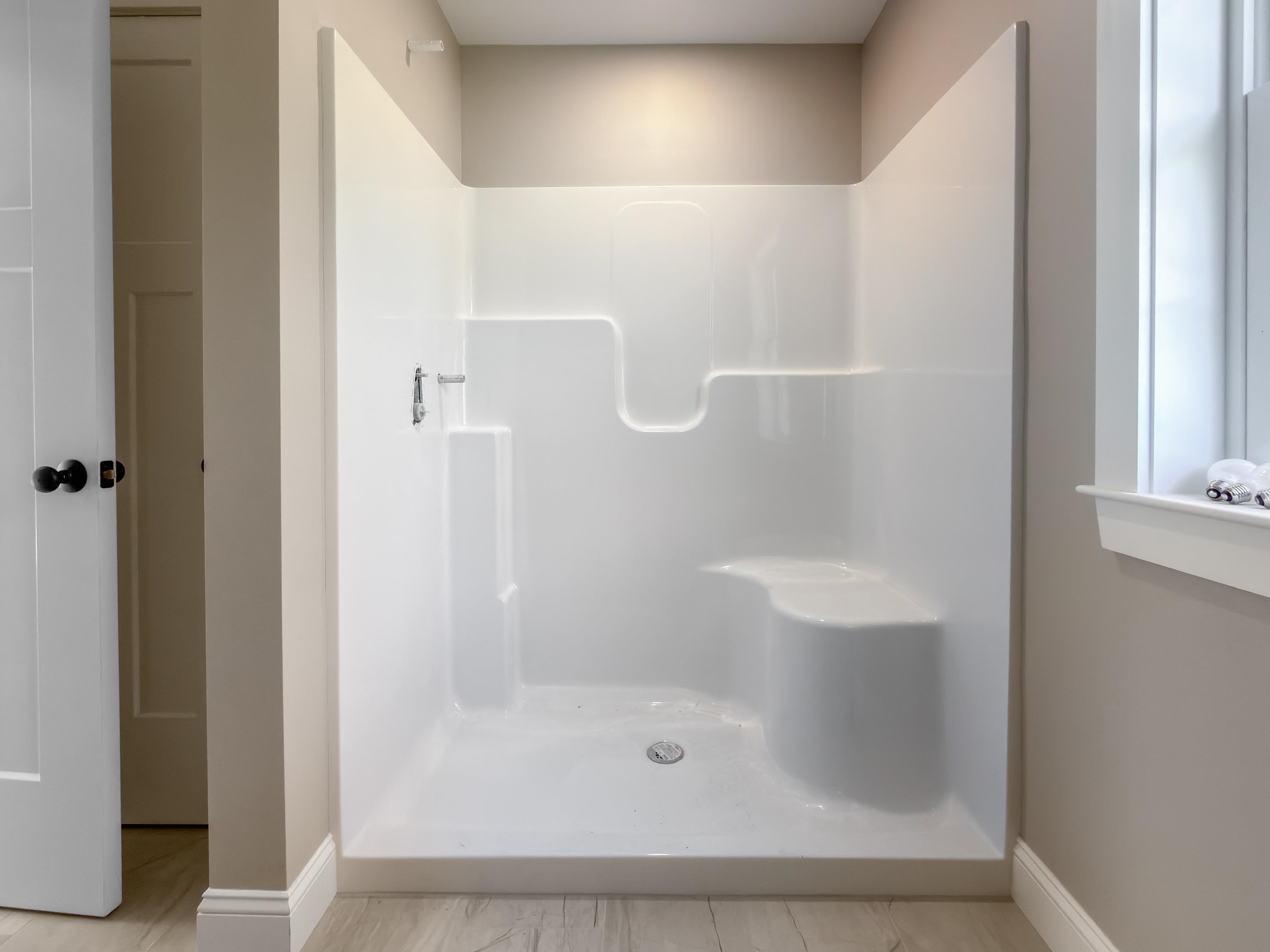 527 North West Road Property Photo 22