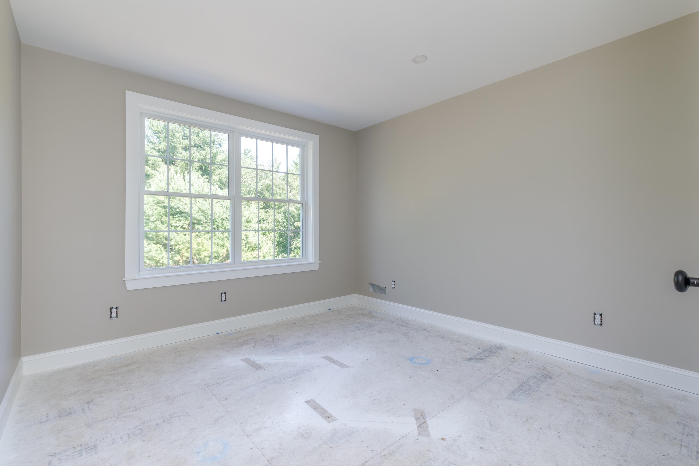 527 North West Road Property Photo 28