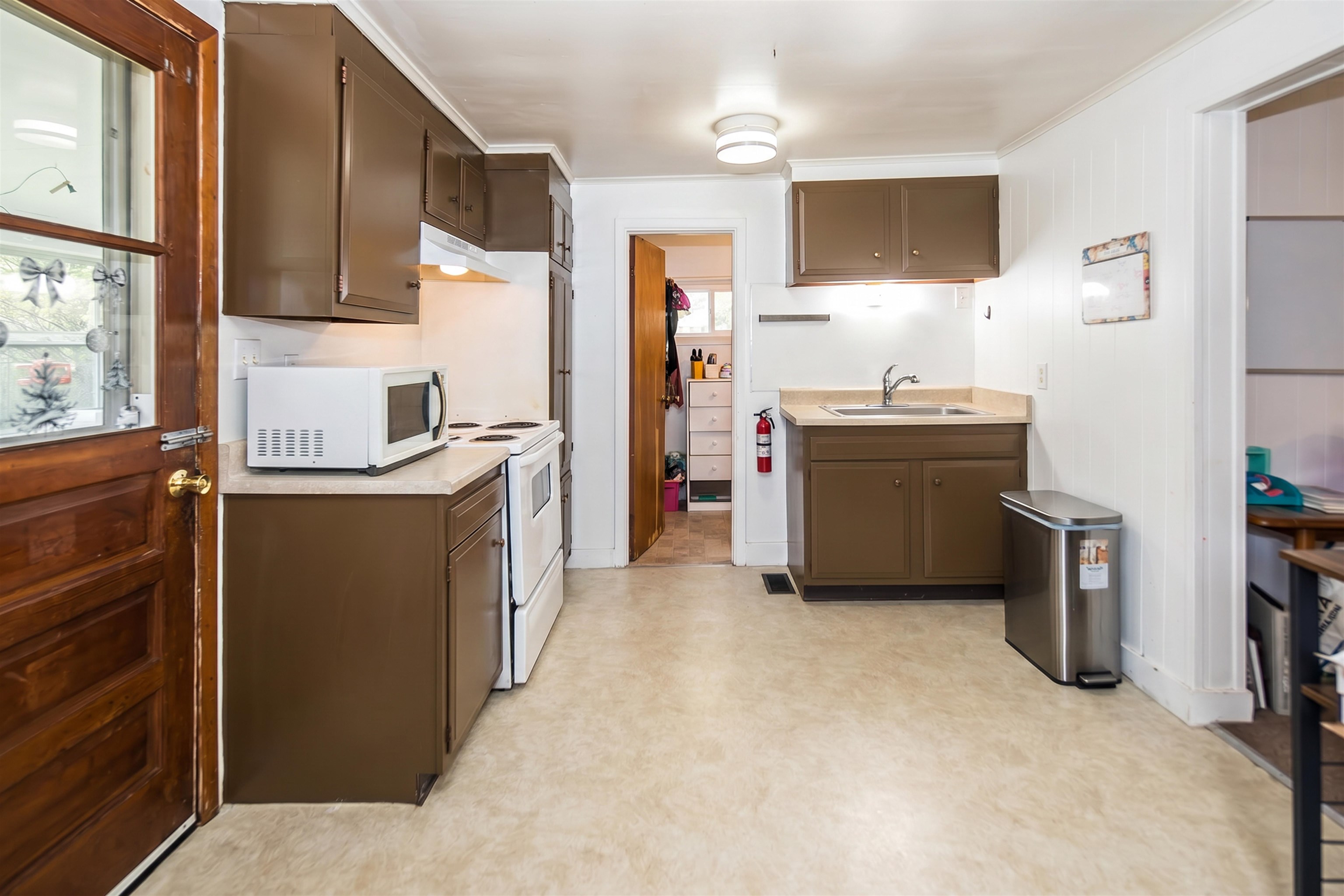 848, 882, 826 Blue Star Drive Property Photo 48