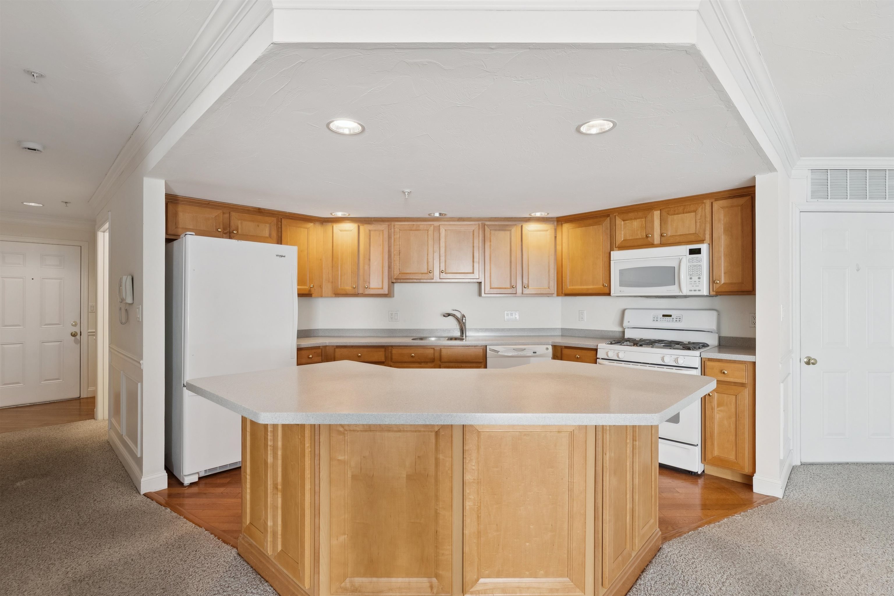 4 Sterling Hill Lane Property Photo 8
