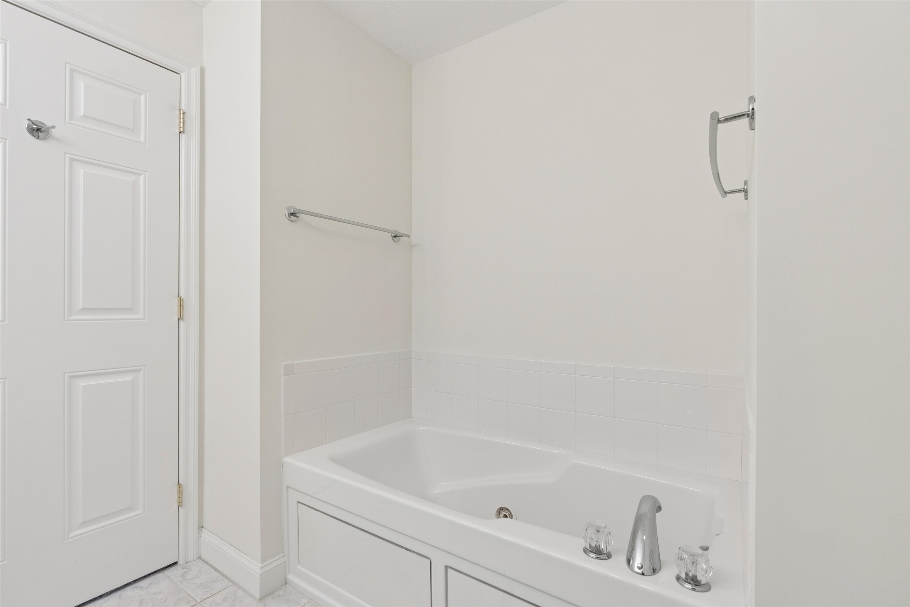 4 Sterling Hill Lane Property Photo 14