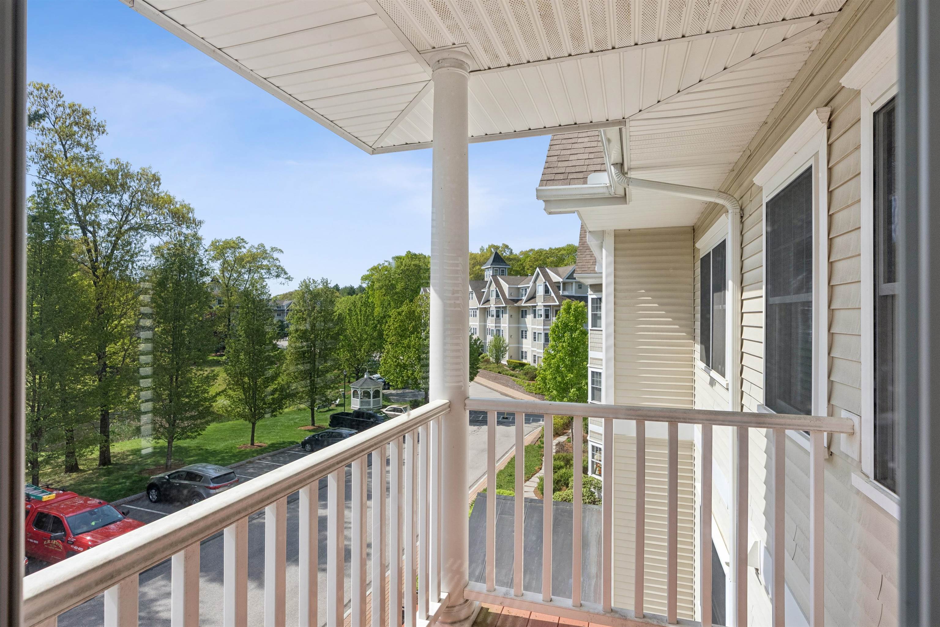 4 Sterling Hill Lane Property Photo 17