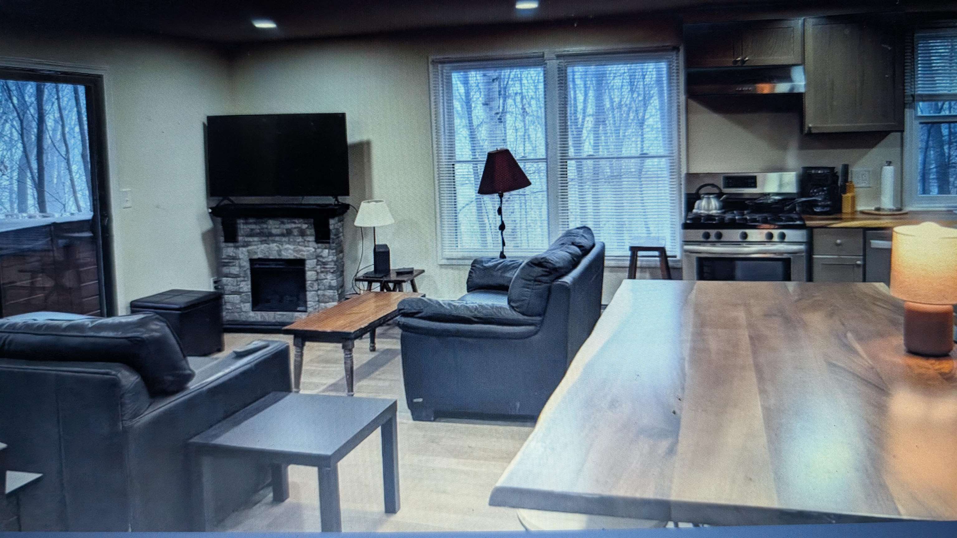303 Winding Way Property Photo 10