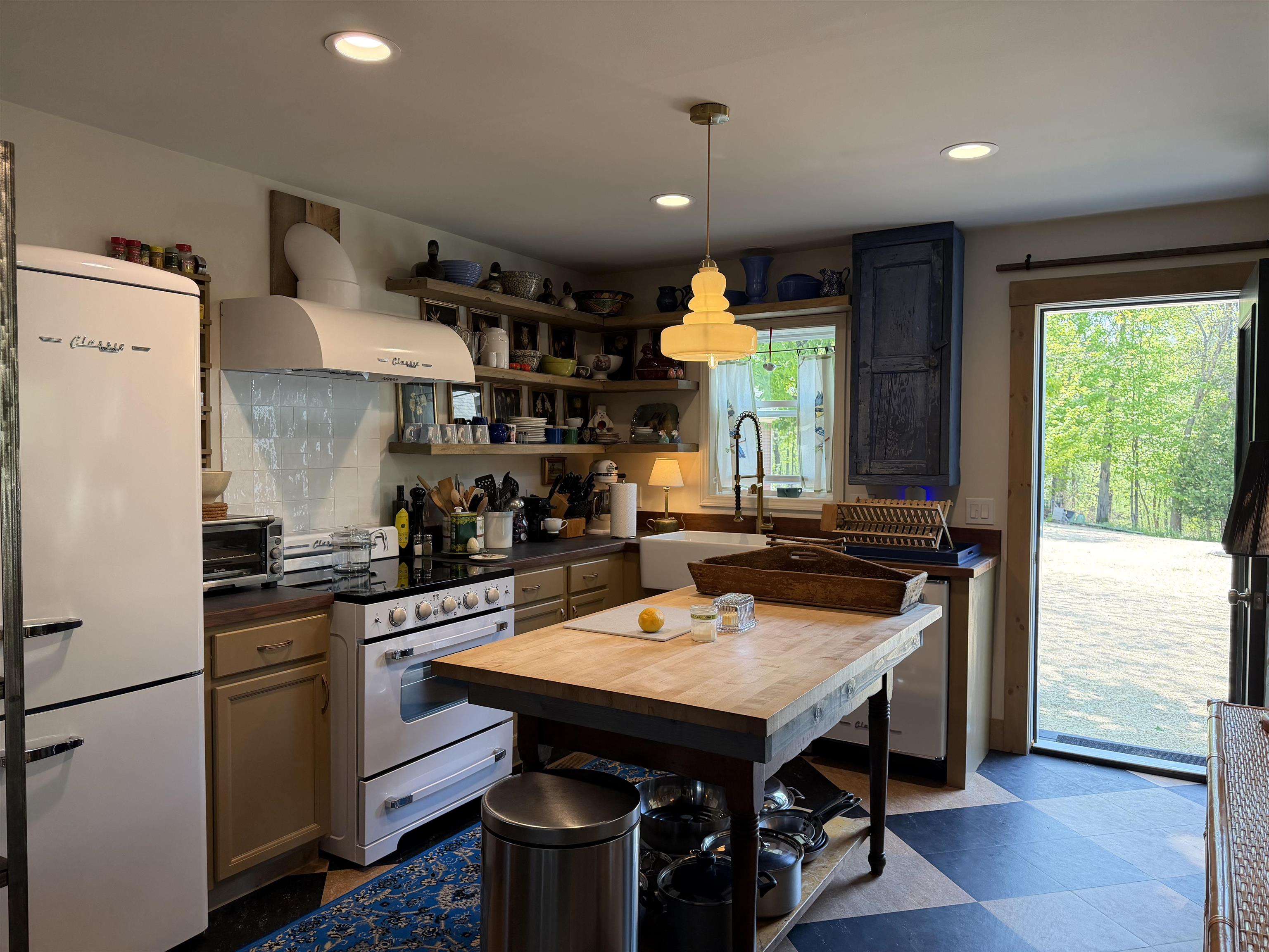 22 Marble Street Property Photo 34