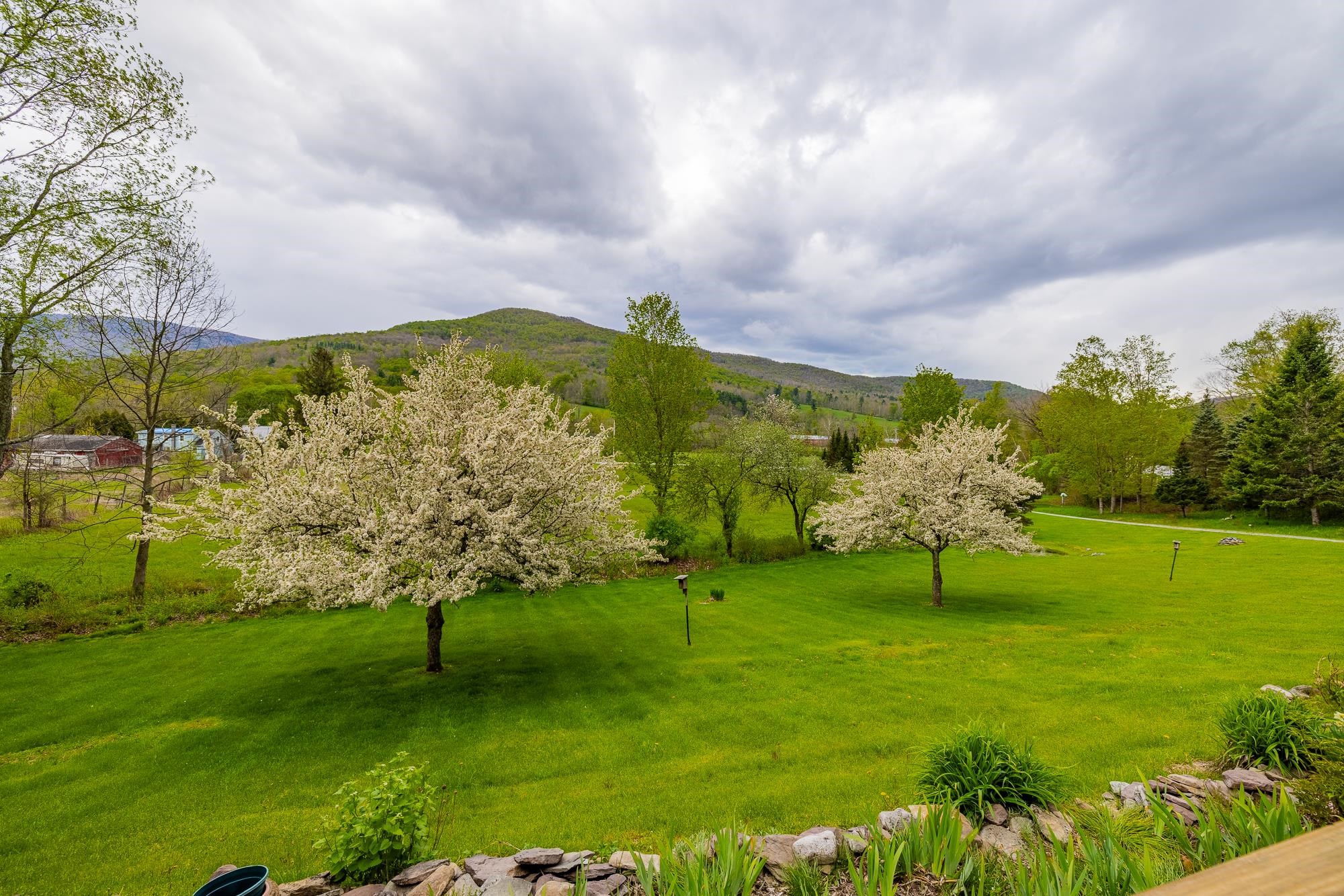 136 Fox Run Road Property Photo 8