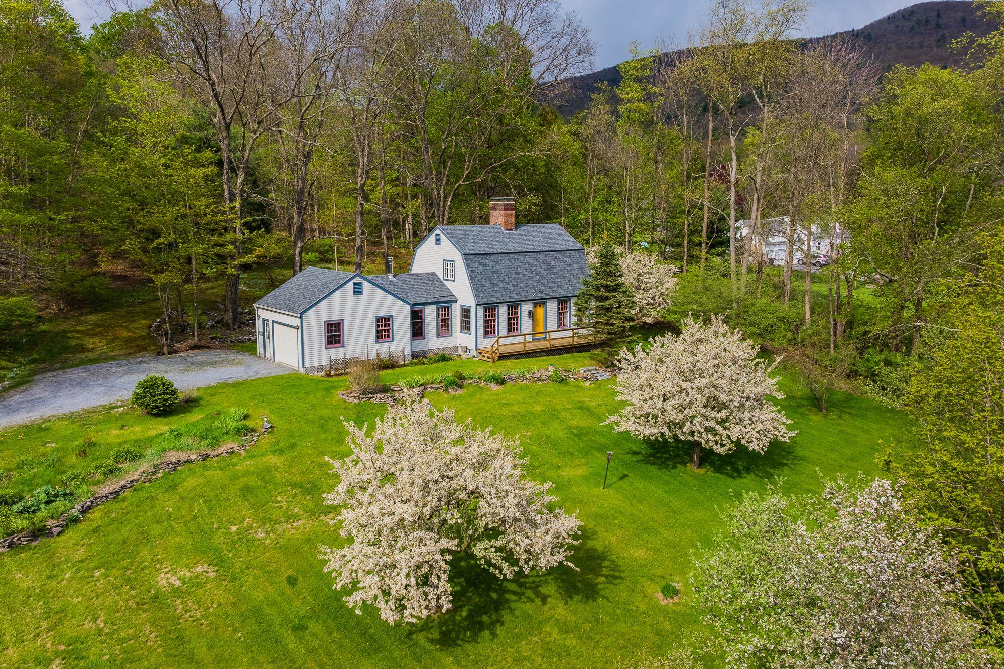 136 Fox Run Road Property Photo 13