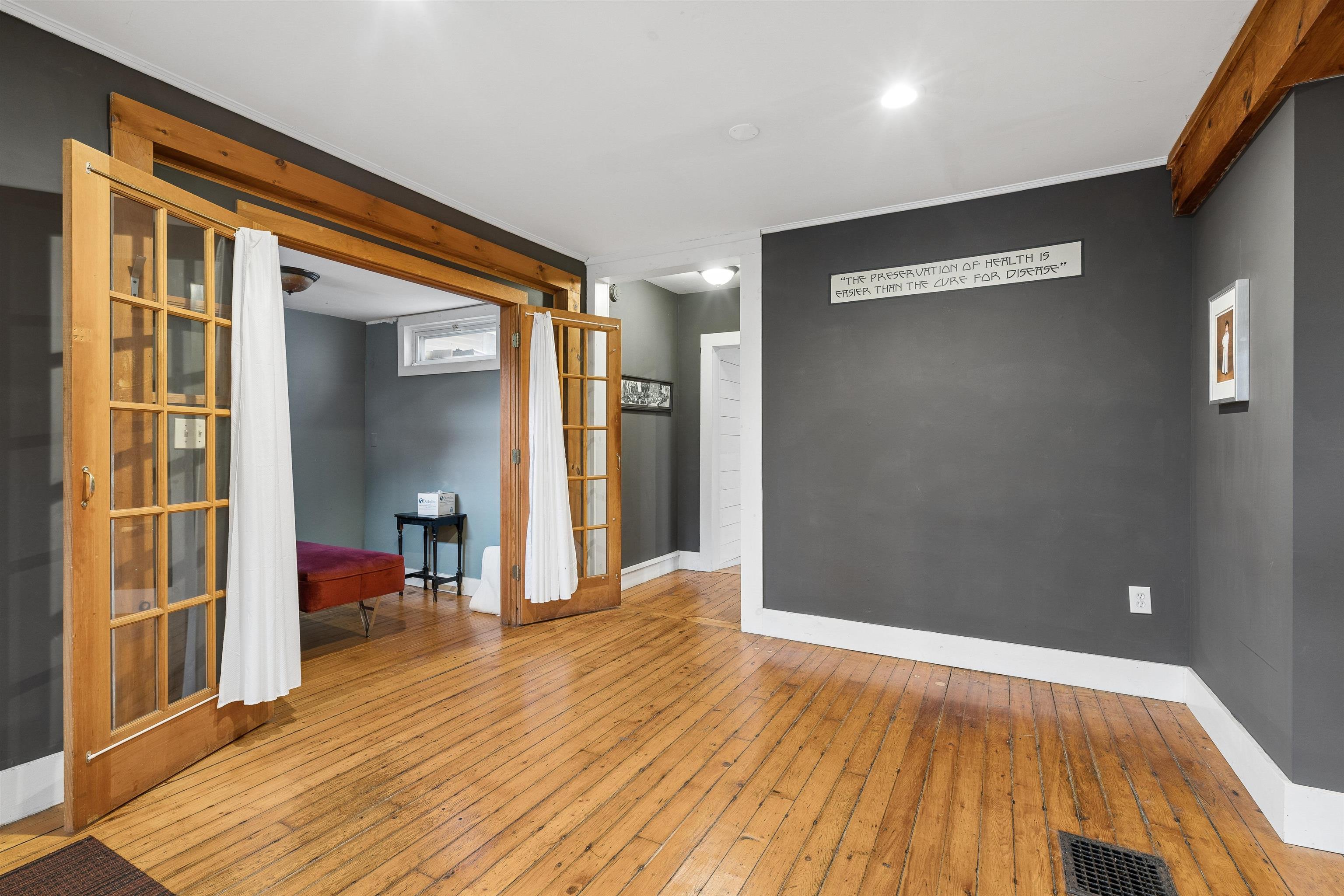 47 Pleasant Street Property Photo 10