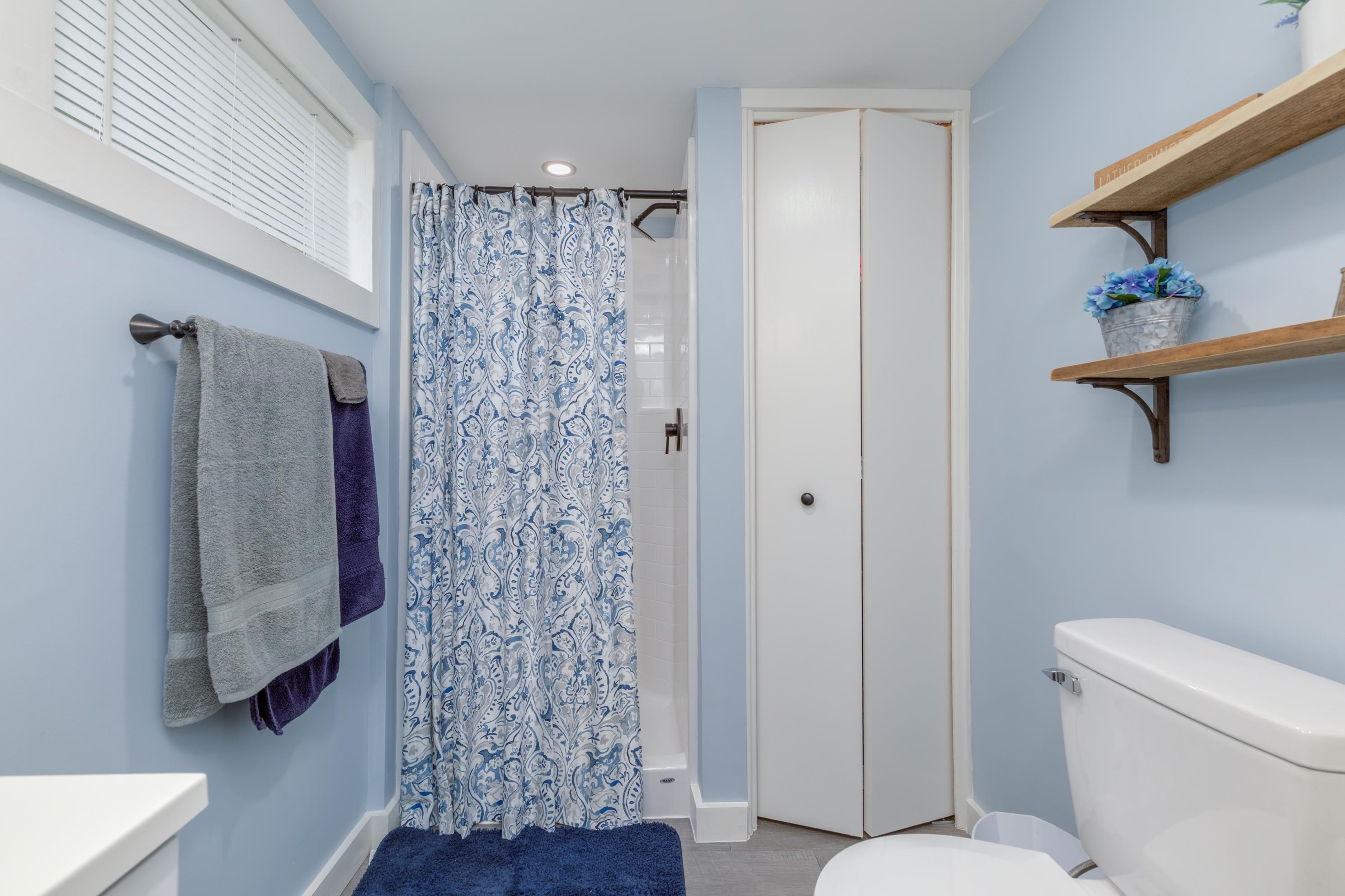 525 N Shore Drive Property Photo 21