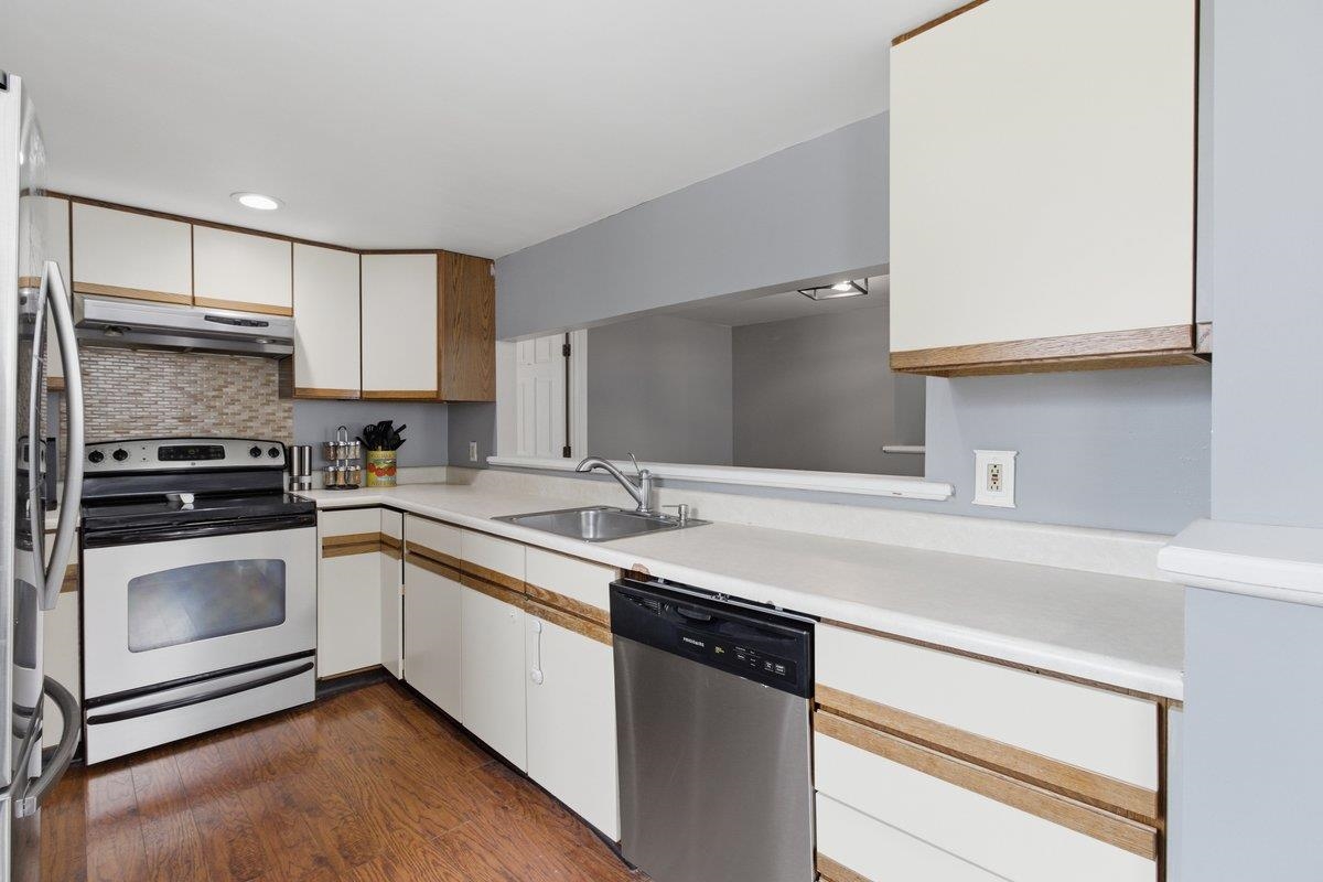 432 South Street Property Photo 8