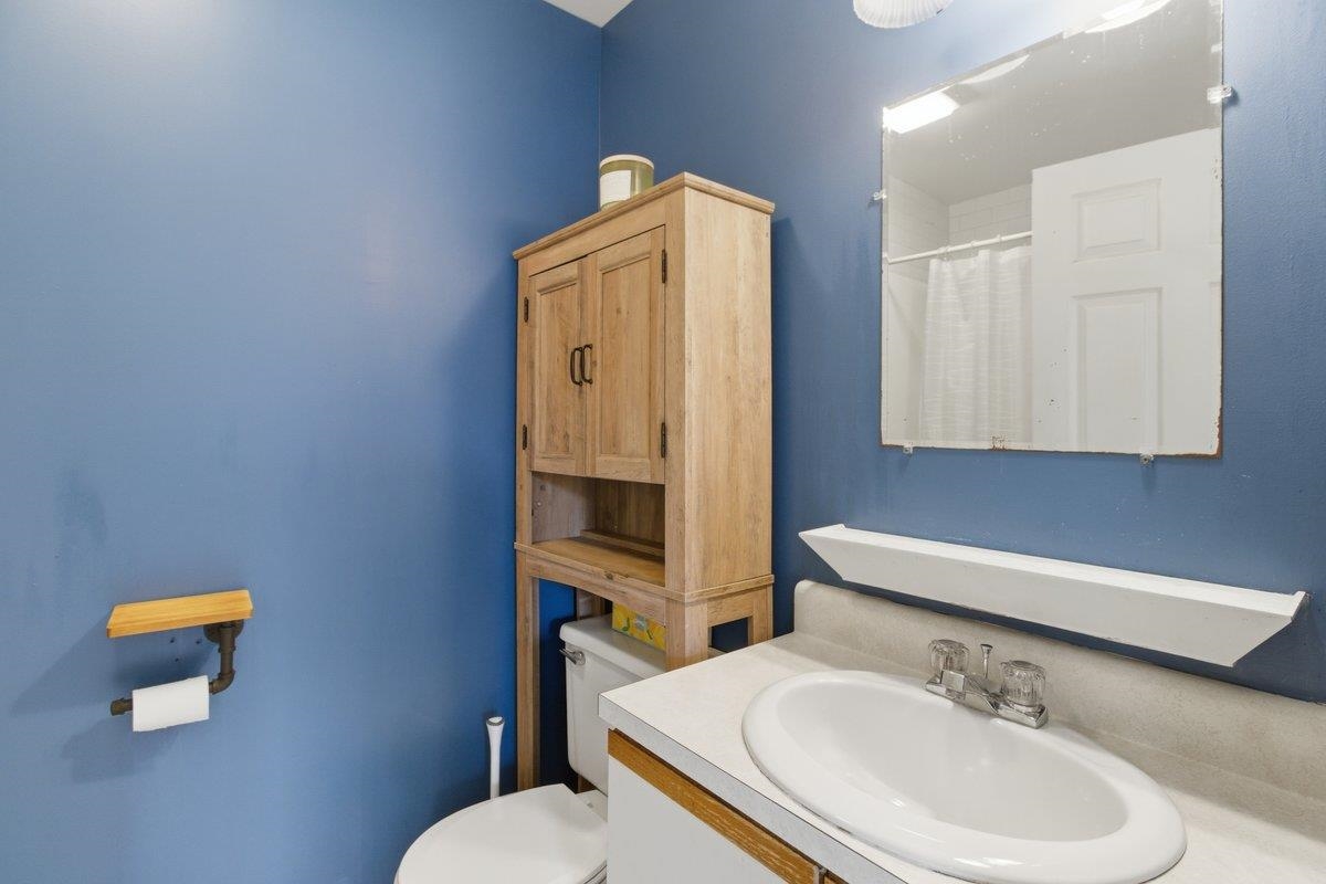 432 South Street Property Photo 15