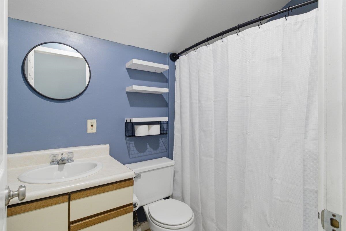 432 South Street Property Photo 24