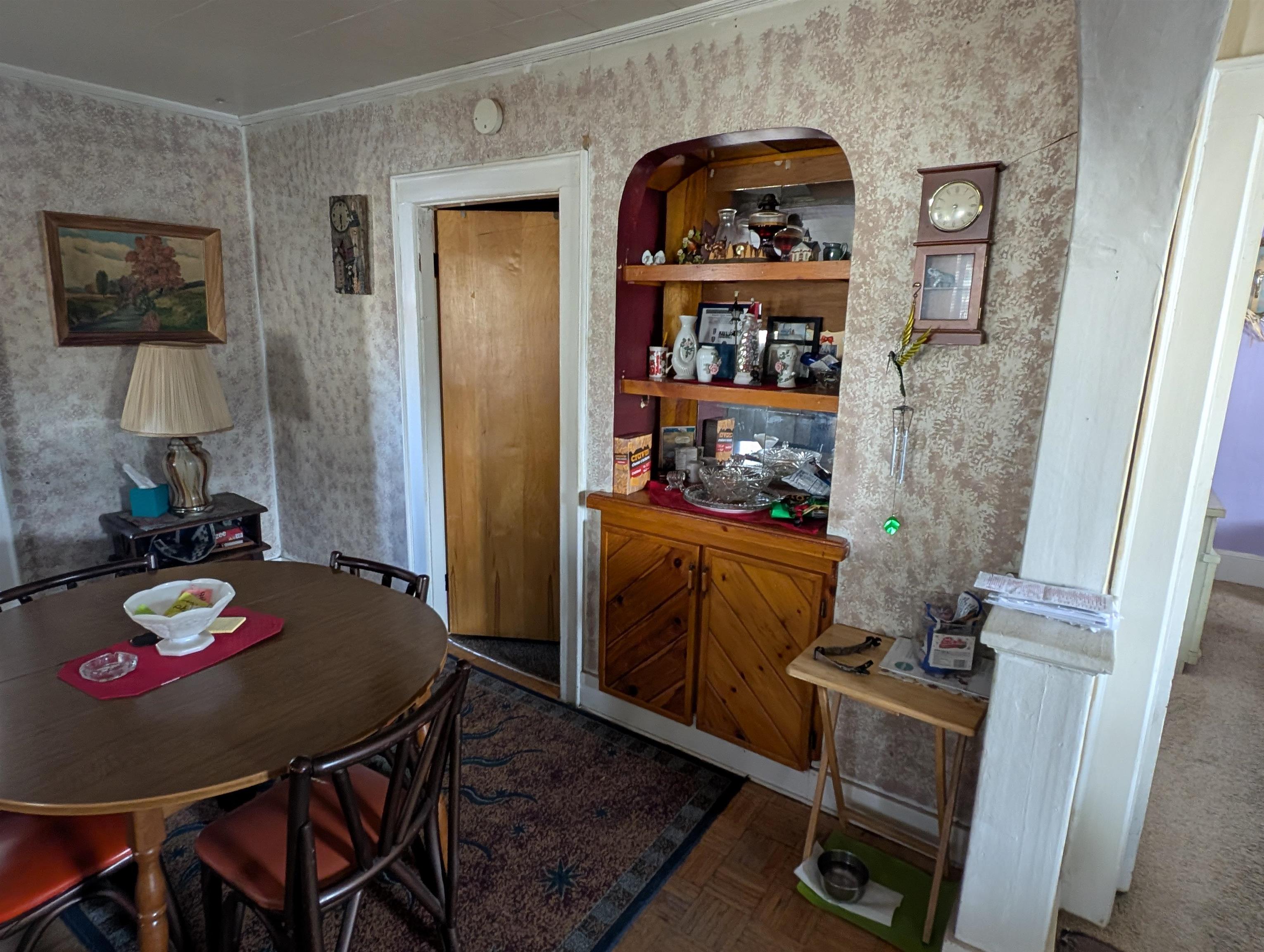 520 Champlain Street Property Photo 8