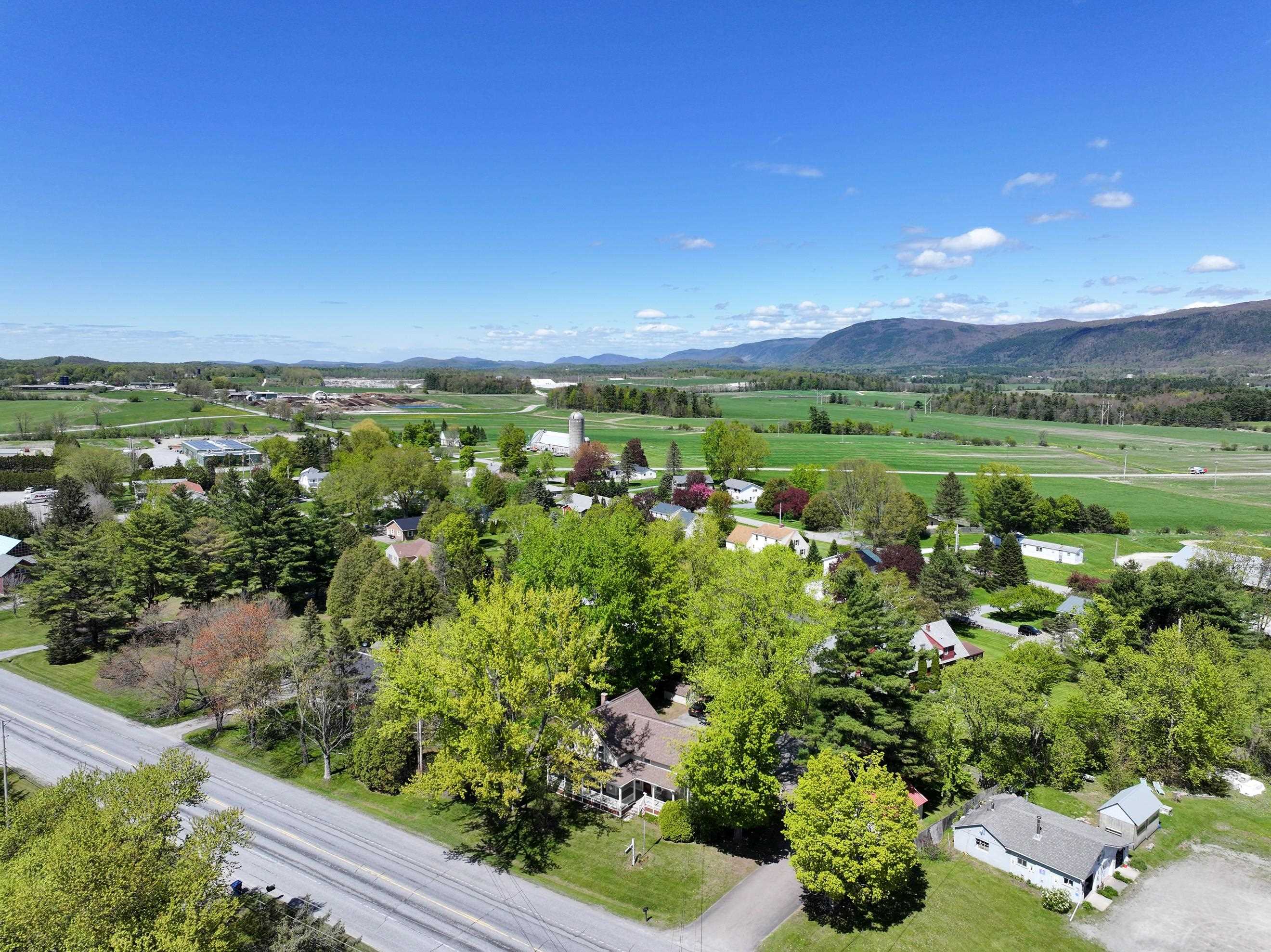 2337 Vt Route 7 Property Photo 2