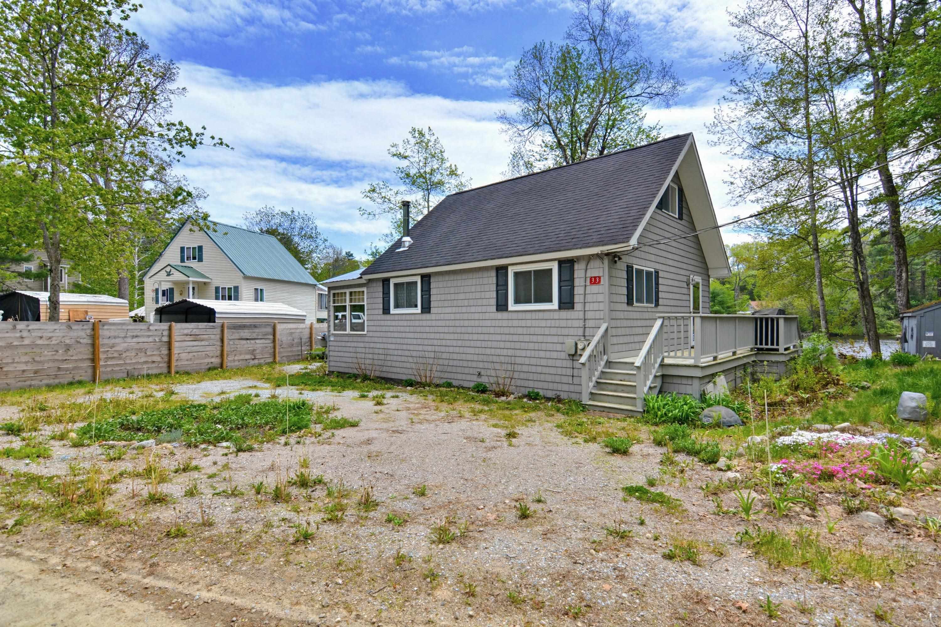 33 Moccasin Trail Property Photo 1
