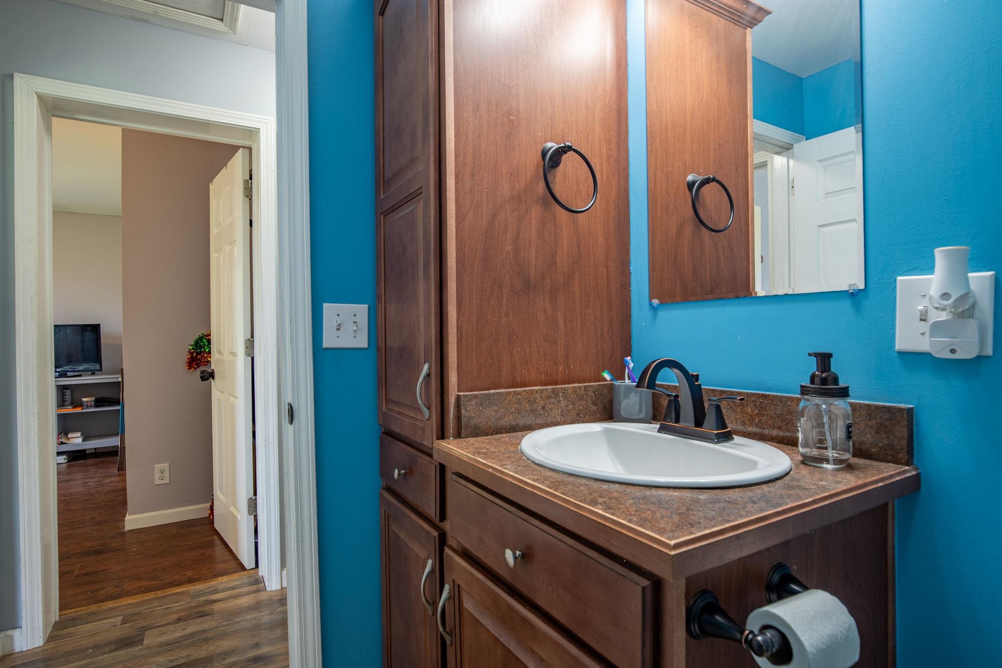 372 Cross Road Property Photo 25