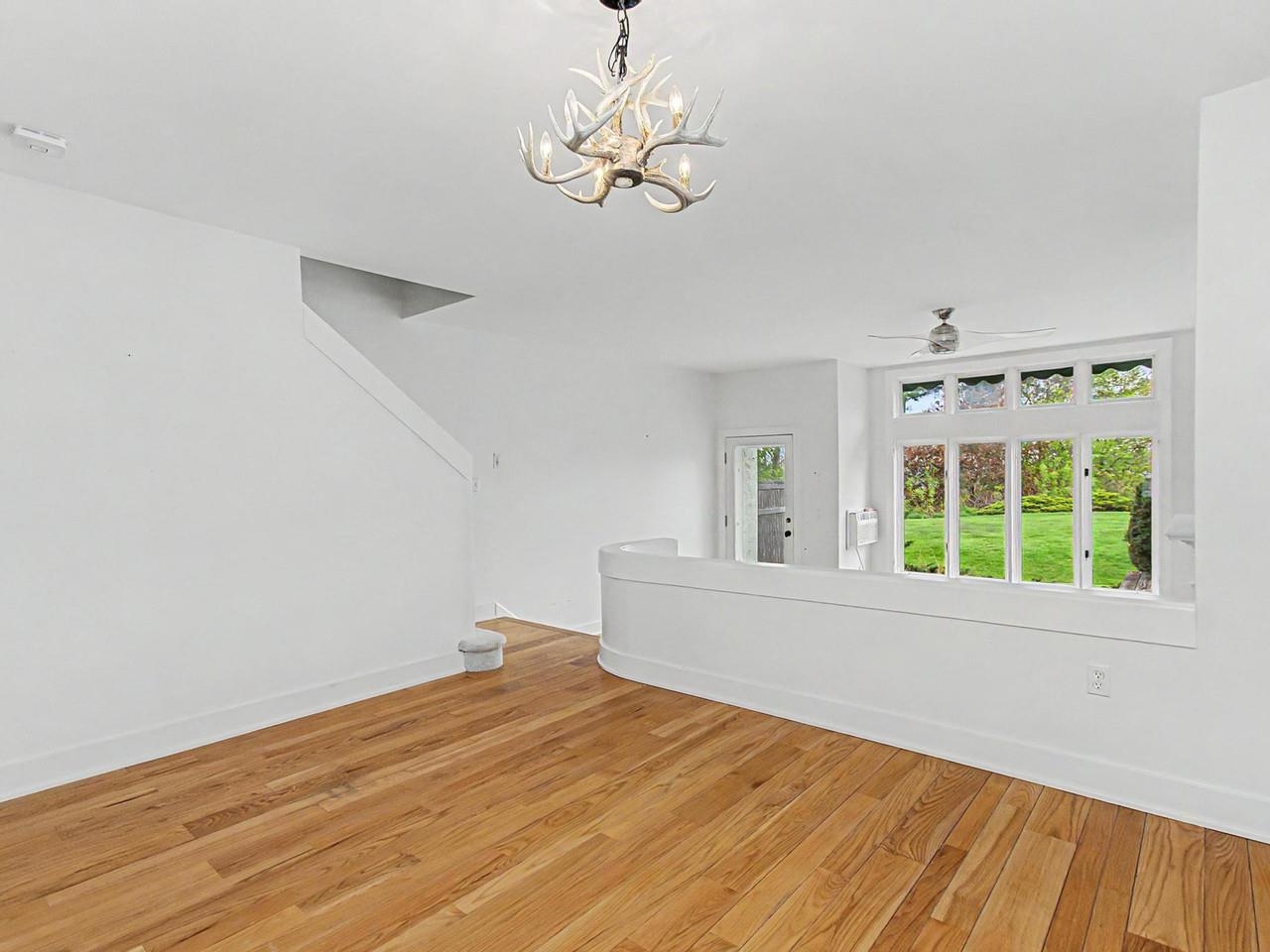 545 South Prospect Street Property Photo 16
